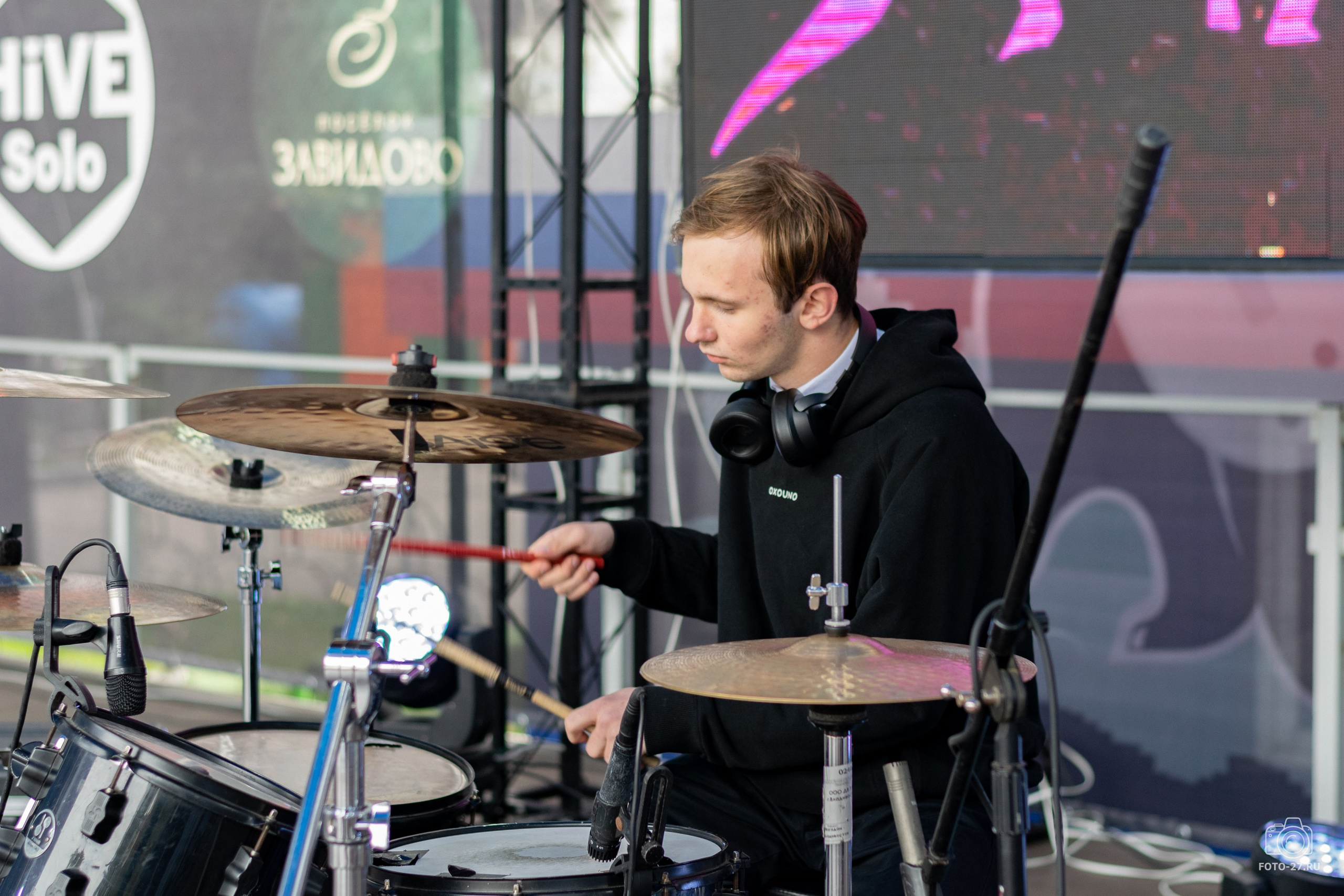 Антон Курдюмов фотограф в Хабаровске Рина Курдюмова фото27 foto27 Антон Дорофеев репортажный репортаж документалист Тони и Рина фотосоздатели Международный фестиваль Рок в защиту животных Хабаровск