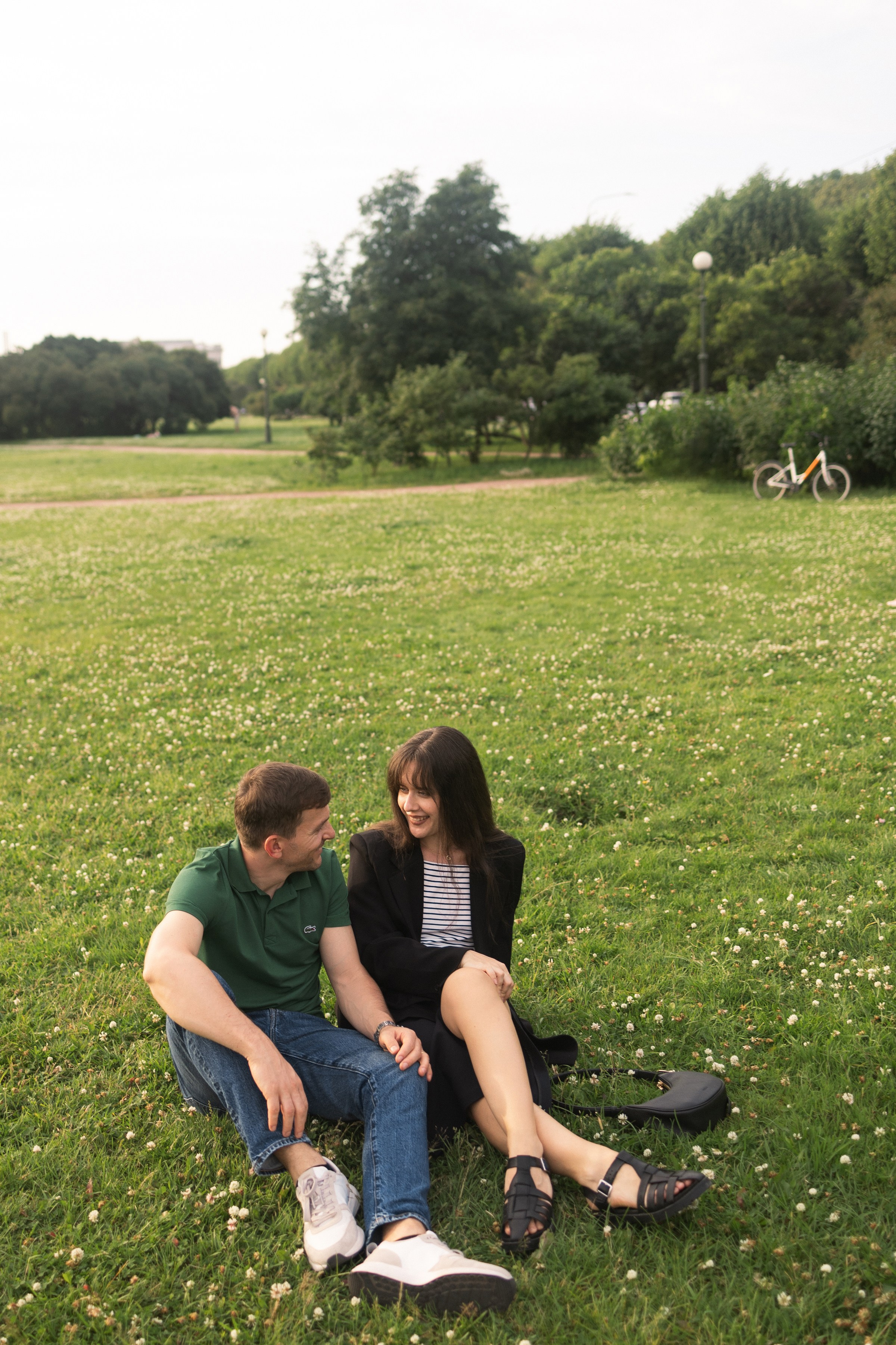 Любовь на улицах Питера. Портретный фотограф СПб, женский фотограф, минимализм и эстетика