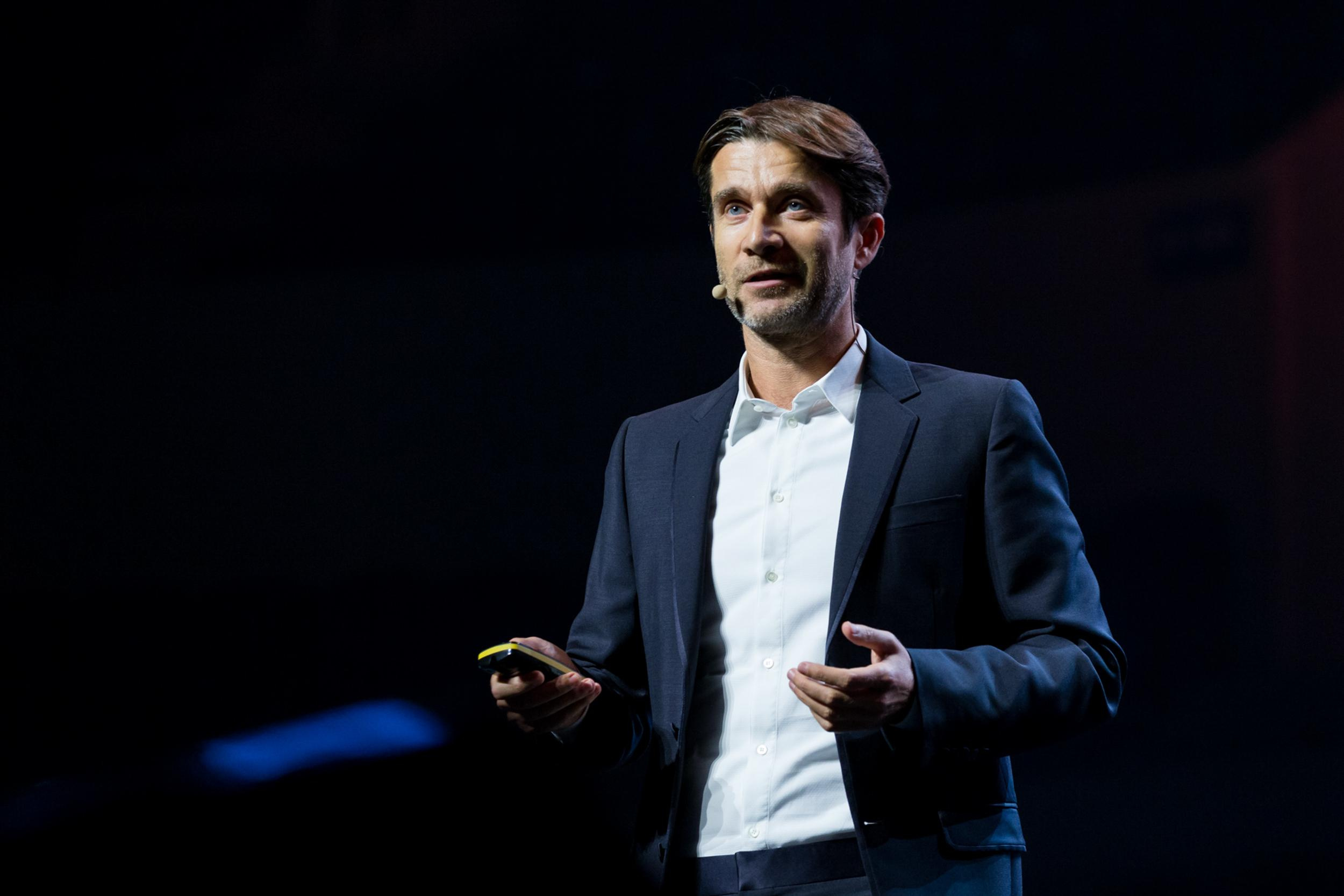 Business. Фотограф и видеограф в Москве Максим Демченко