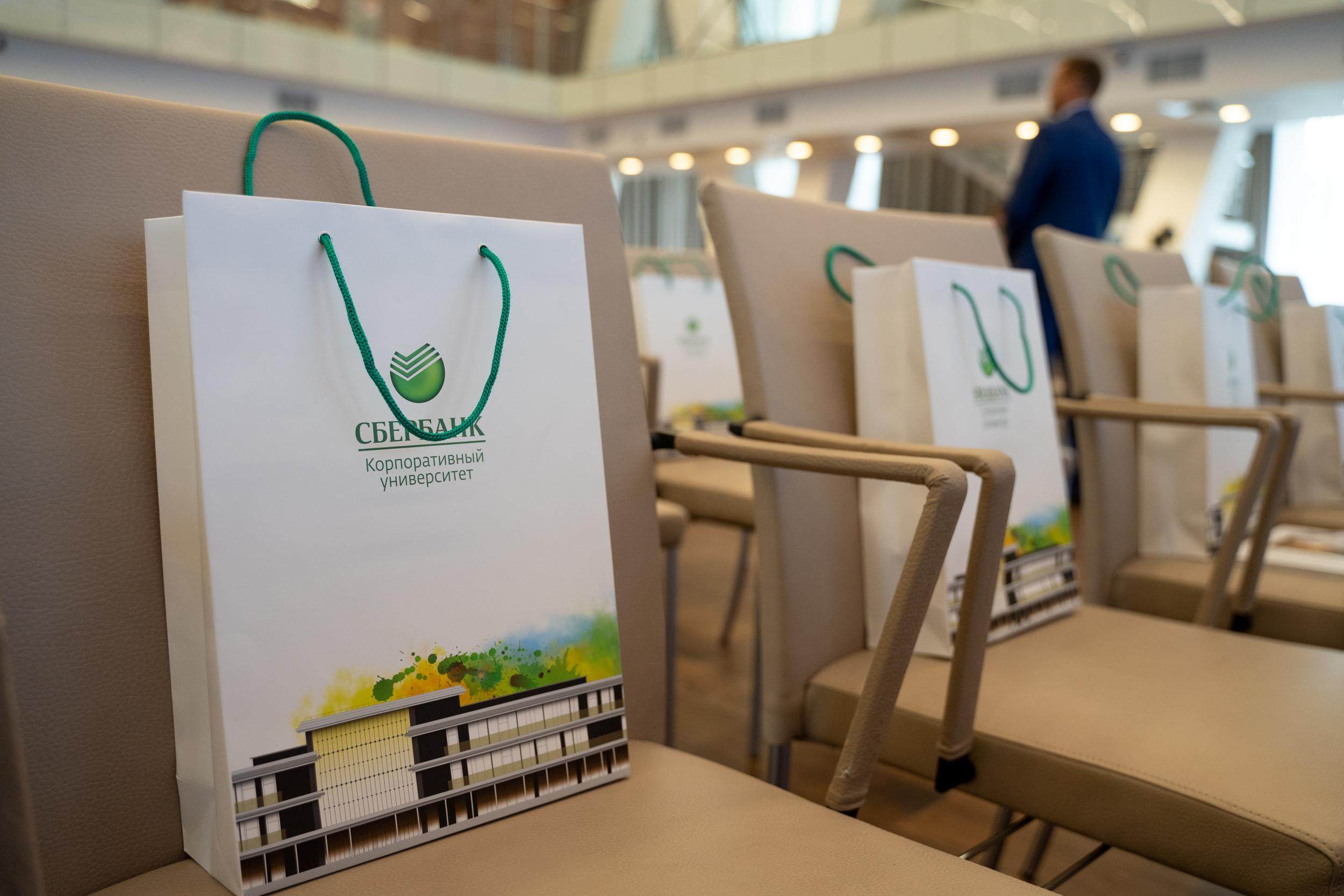 Business. Фотограф и видеограф в Москве Максим Демченко