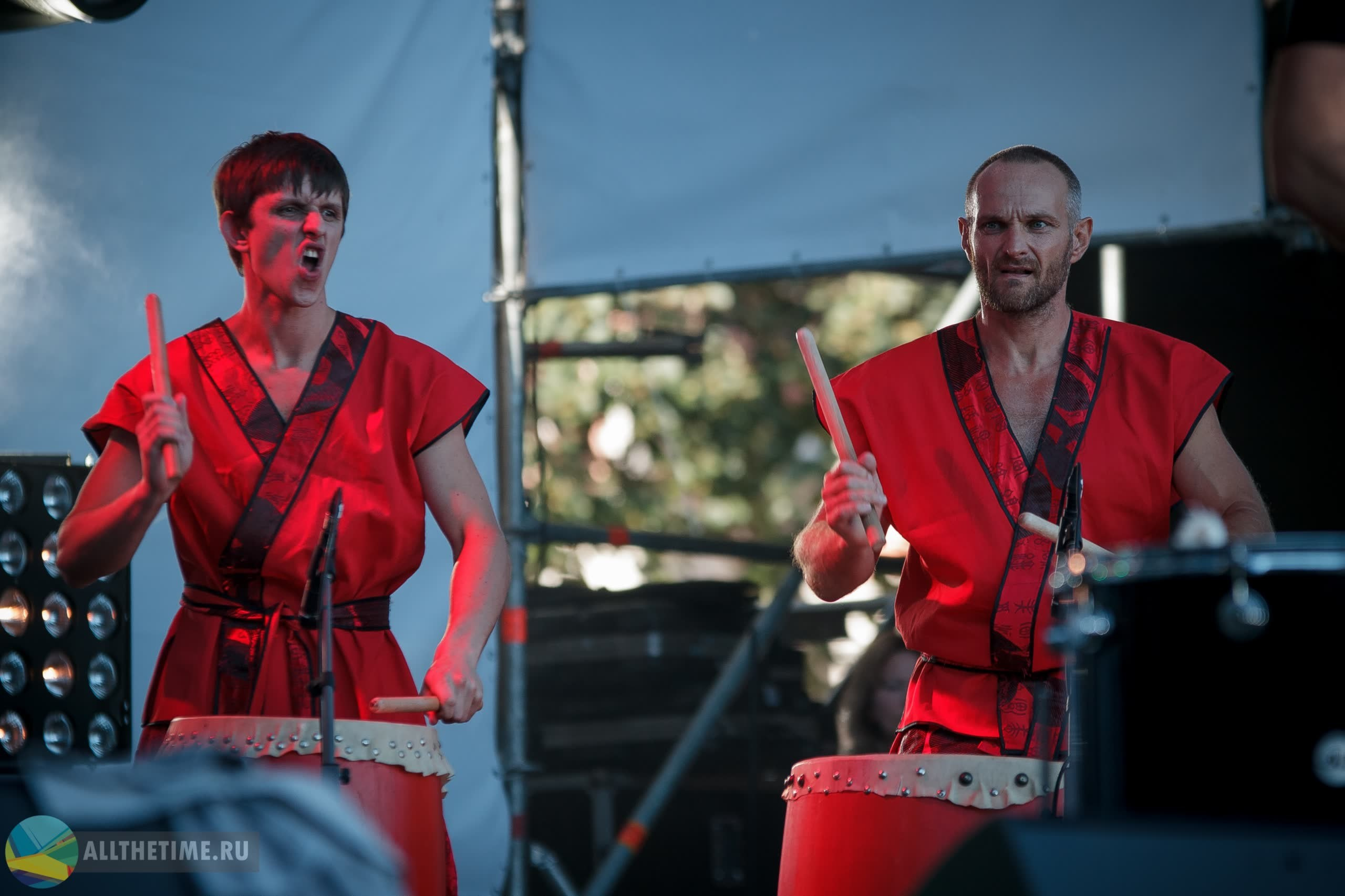 НАШИ В ГОРОДЕ. Магия музыки в кадре: Концертная Фотография