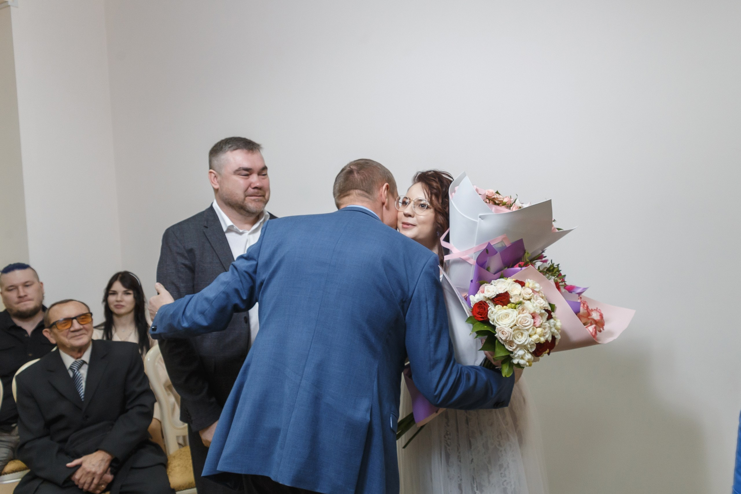 Яна и Алексей: свадебный день. Событийный фотограф Максим Бескоровайновнов