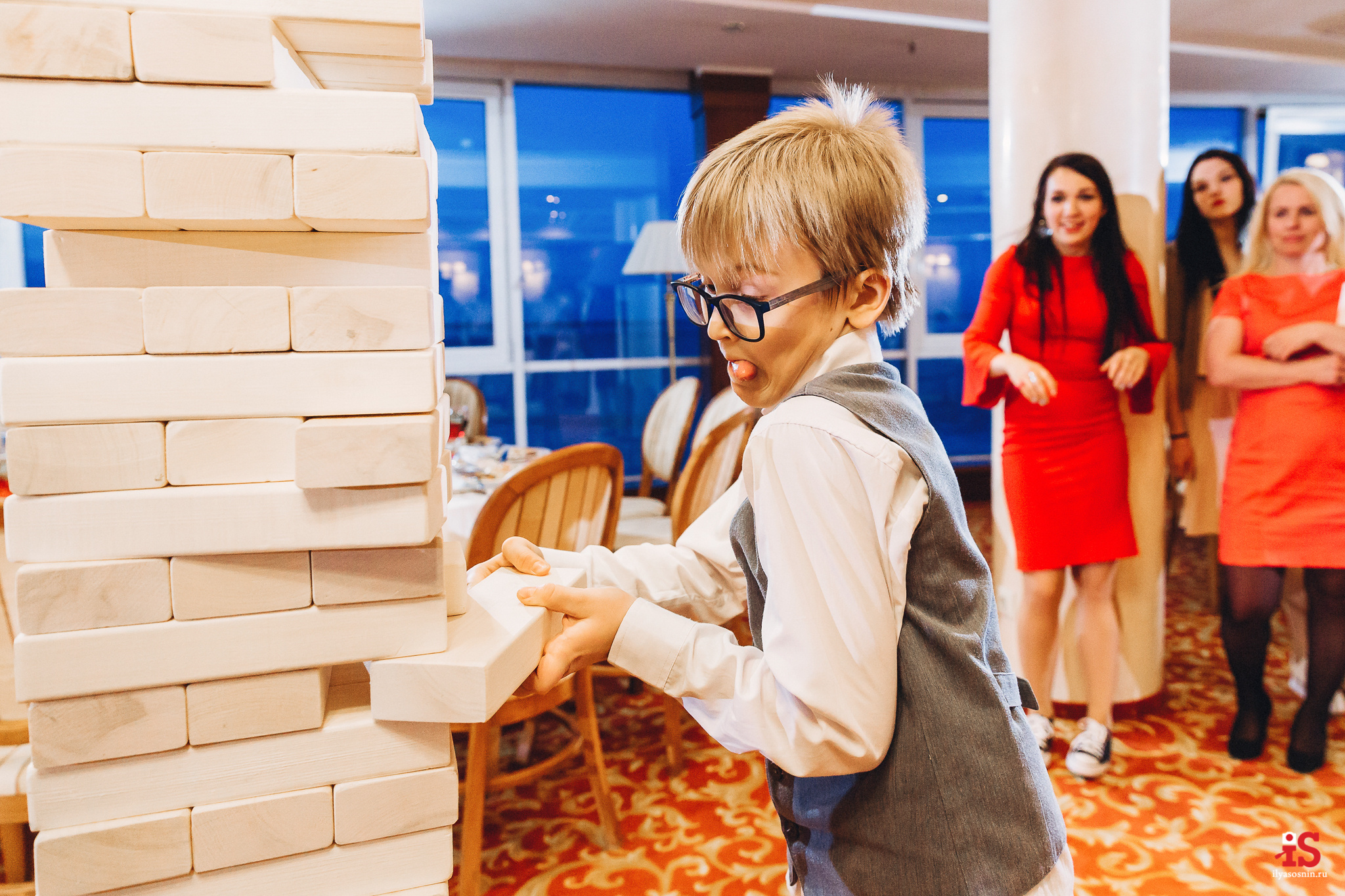 Фотограф на свадьбу Петрозаводск. Профессиональный фотограф Петрозаводск Илья Соснин