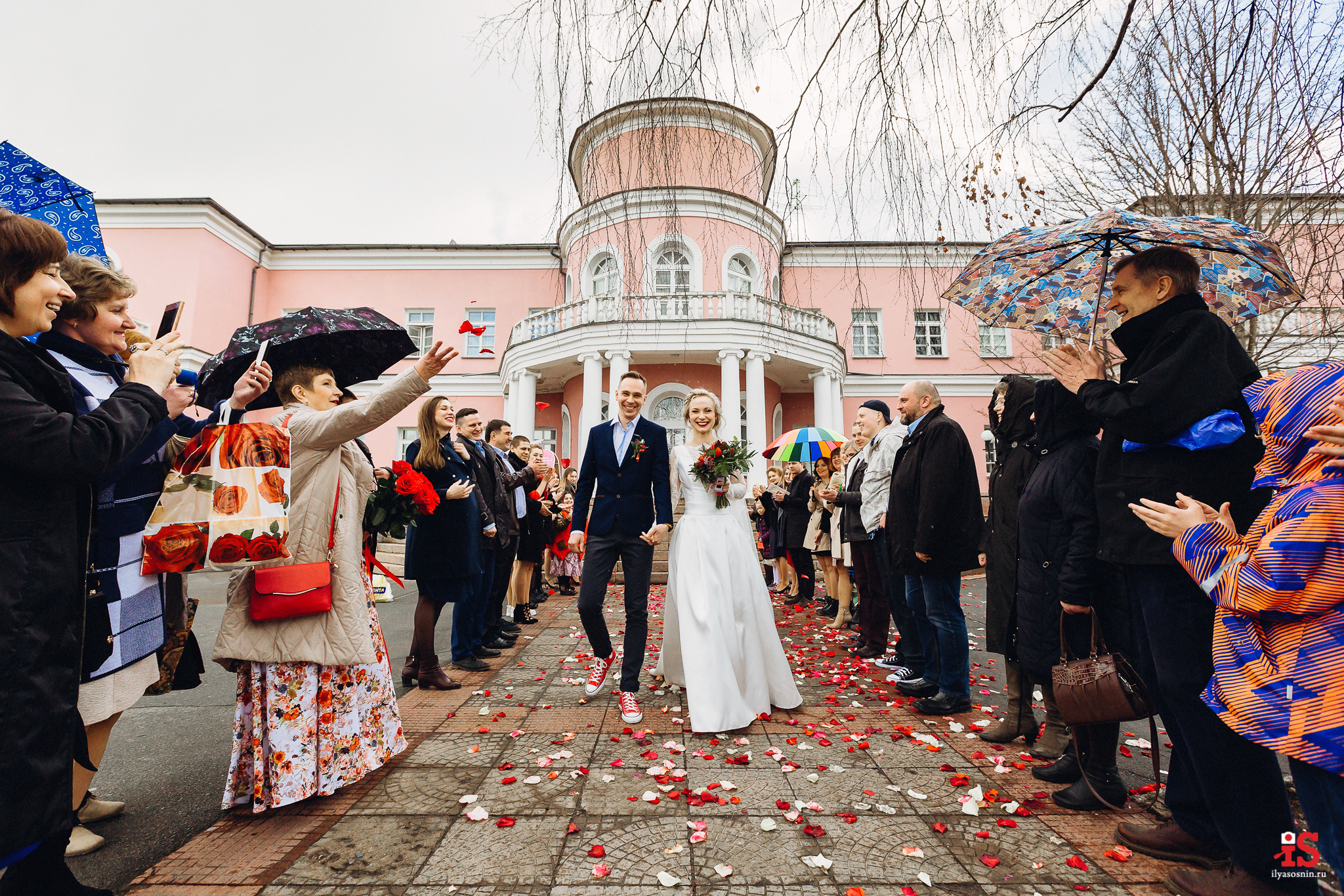 Фотограф на свадьбу Петрозаводск. Профессиональный фотограф Петрозаводск Илья Соснин
