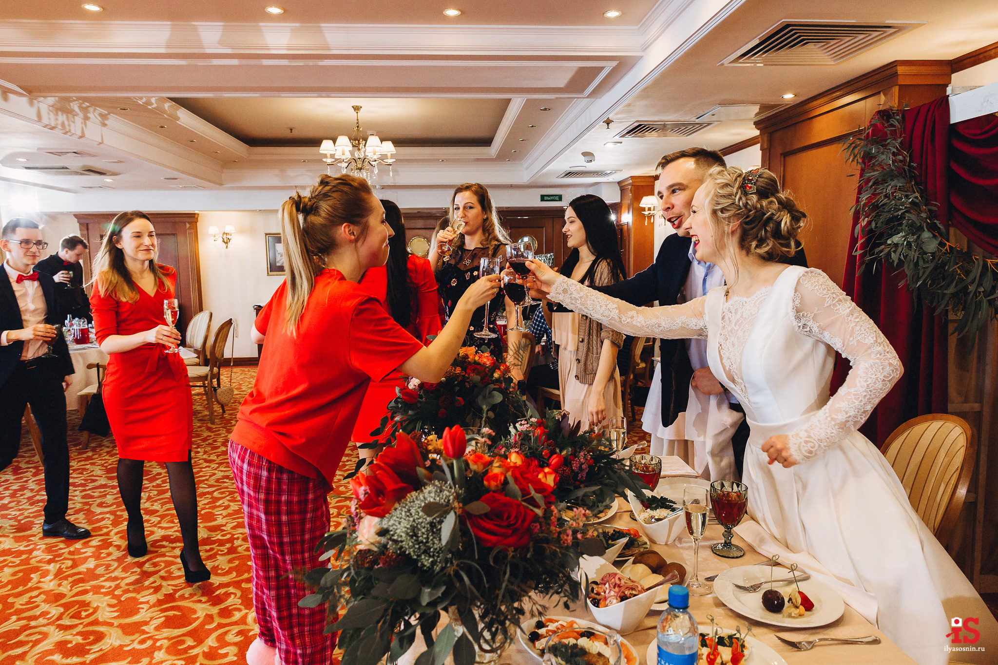 Фотограф на свадьбу Петрозаводск. Профессиональный фотограф Петрозаводск Илья Соснин