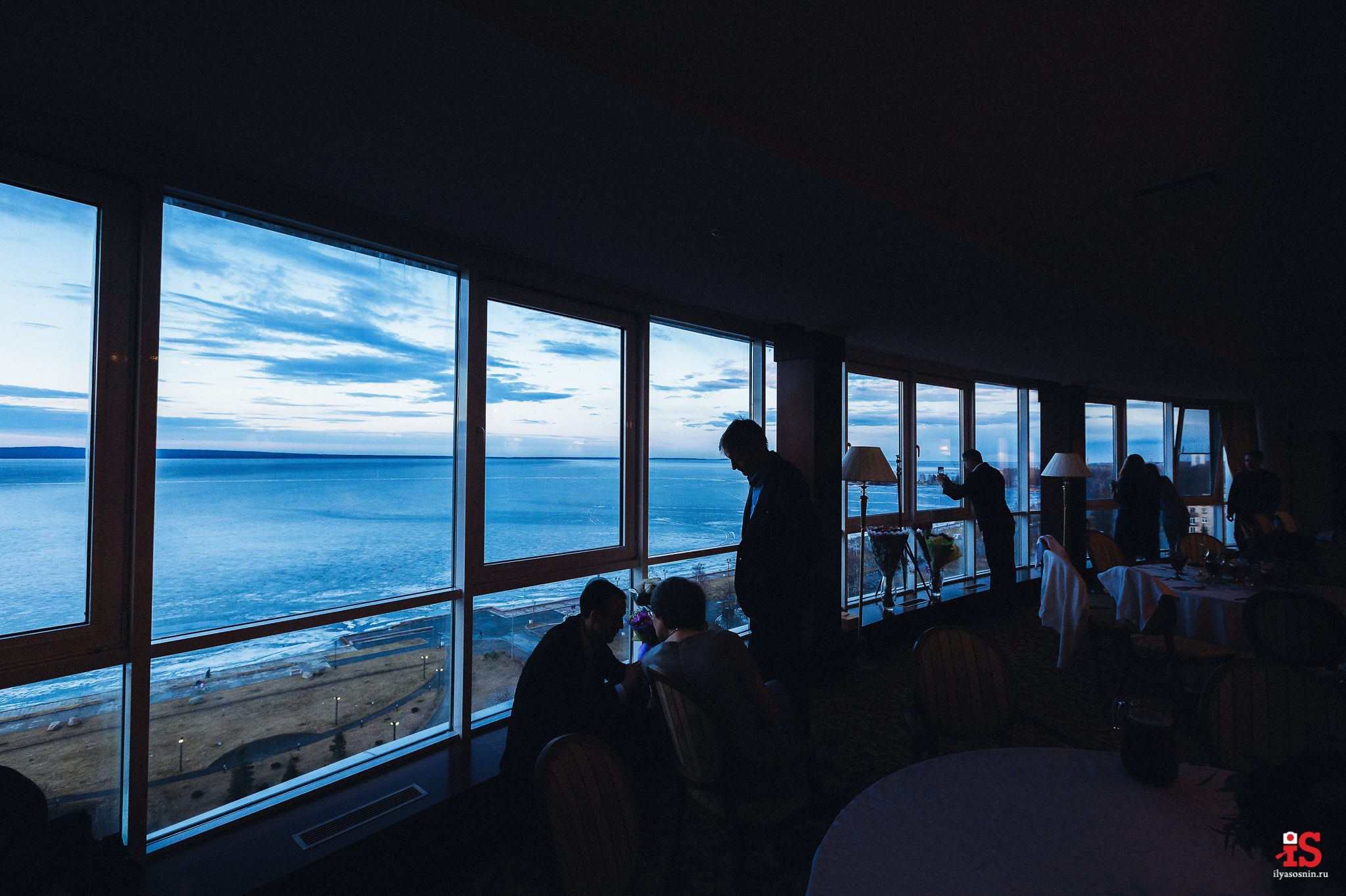 Фотограф на свадьбу Петрозаводск. Профессиональный фотограф Петрозаводск Илья Соснин