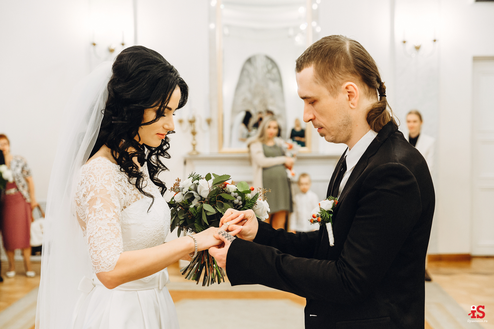 Лучшие свадебные фотографы Птз. Профессиональный фотограф Петрозаводск Илья Соснин