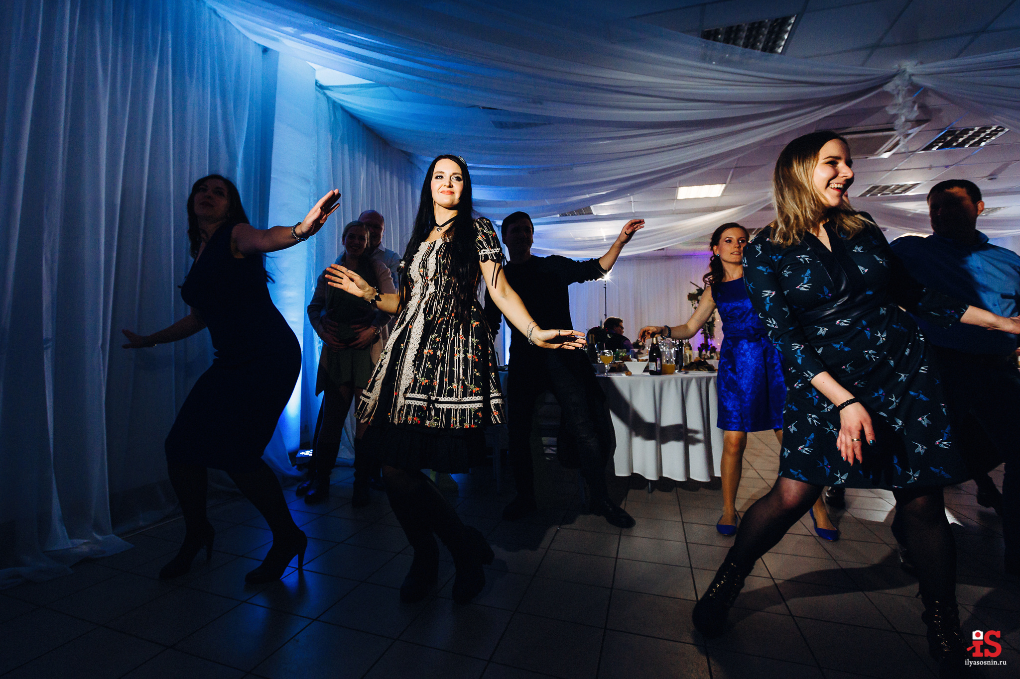 Лучшие свадебные фотографы Птз. Профессиональный фотограф Петрозаводск Илья Соснин