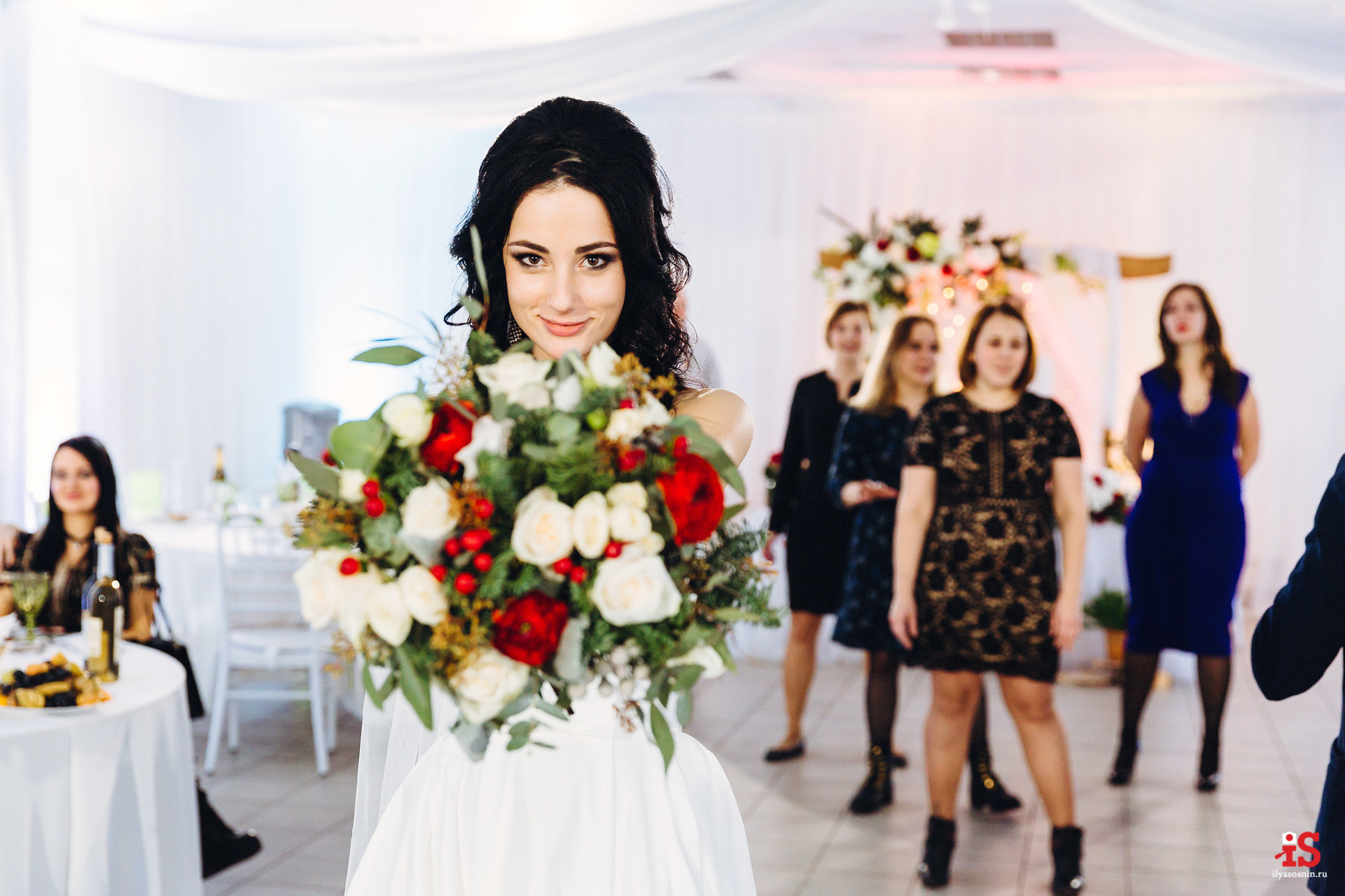 Лучшие свадебные фотографы Птз. Профессиональный фотограф Петрозаводск Илья Соснин