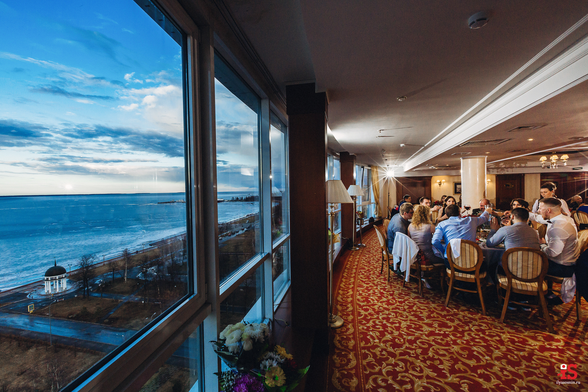 Фотограф на свадьбу Петрозаводск. Профессиональный фотограф Петрозаводск Илья Соснин