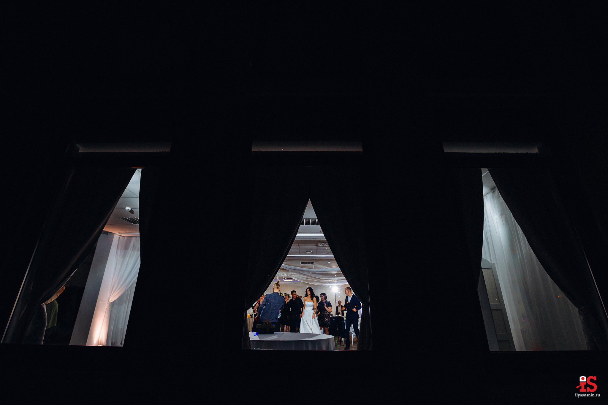 Лучшие свадебные фотографы Птз. Профессиональный фотограф Петрозаводск Илья Соснин