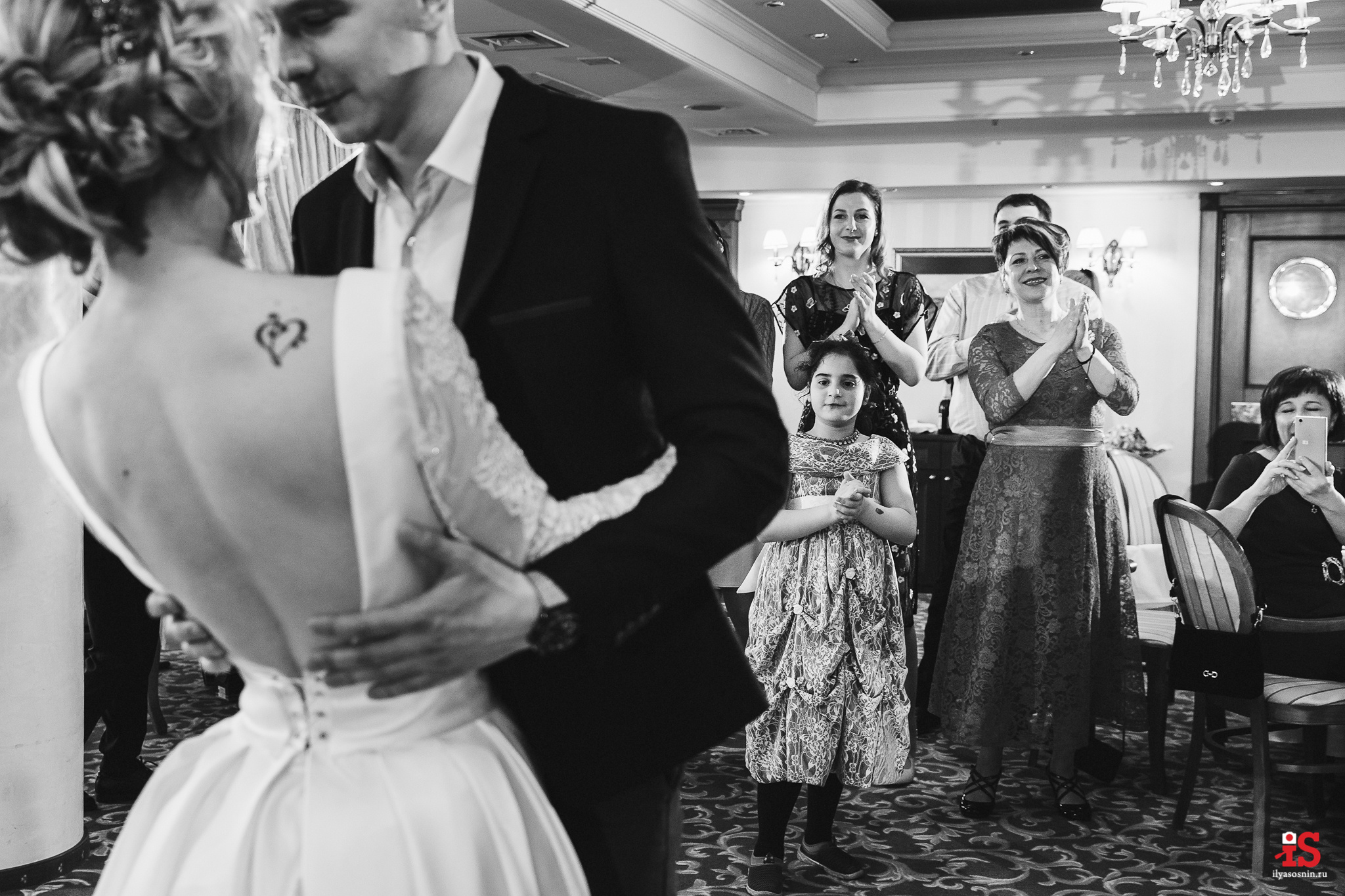 Фотограф на свадьбу Петрозаводск. Профессиональный фотограф Петрозаводск Илья Соснин