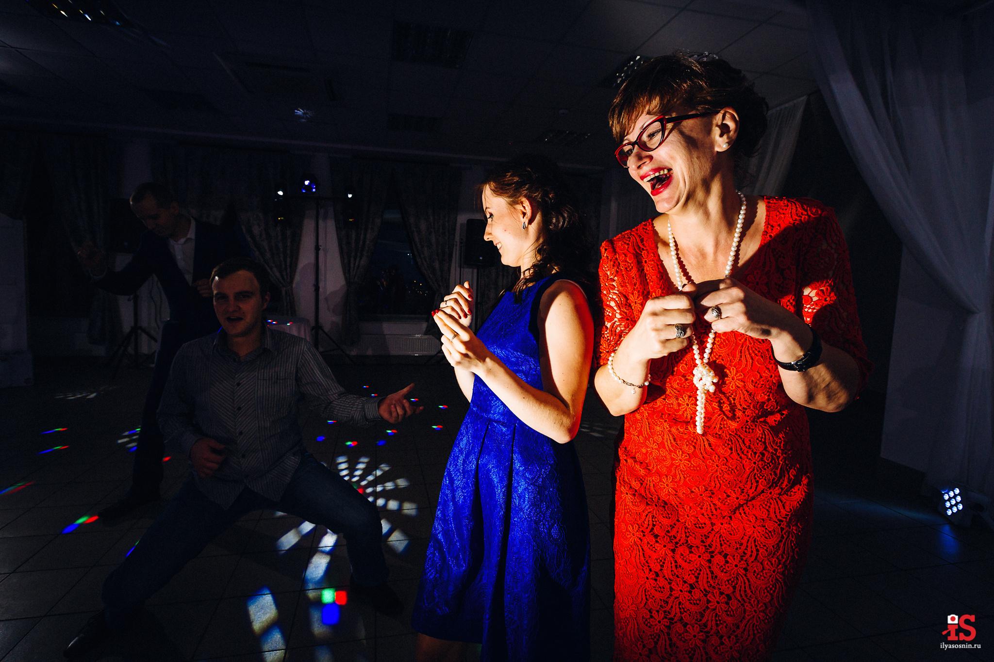 Лучшие свадебные фотографы Птз. Профессиональный фотограф Петрозаводск Илья Соснин