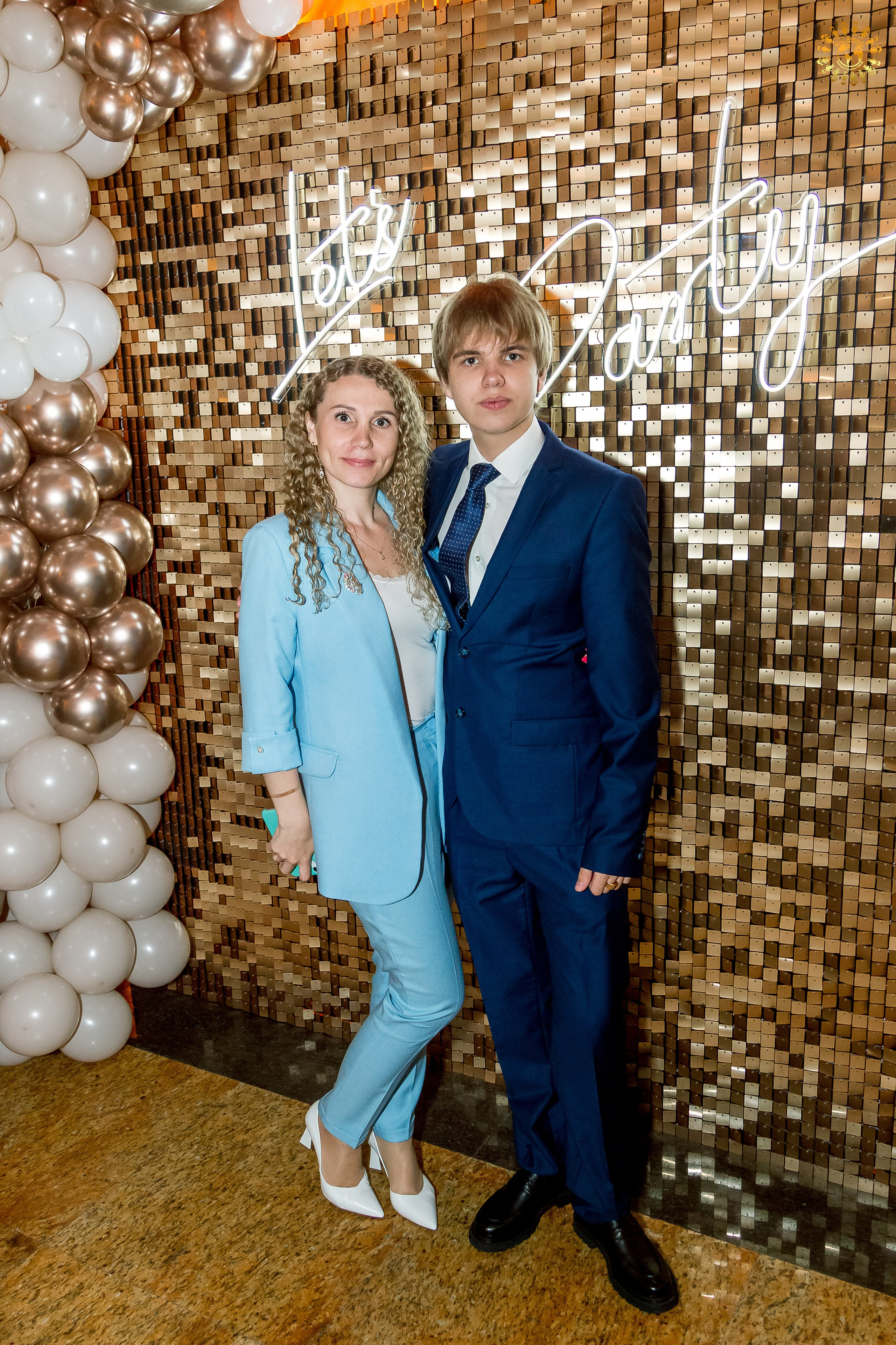 Выпускной 2023 (11-е классы) Triumph City Hall Москва. Репортажная съемка в Москве и области. Анималистика