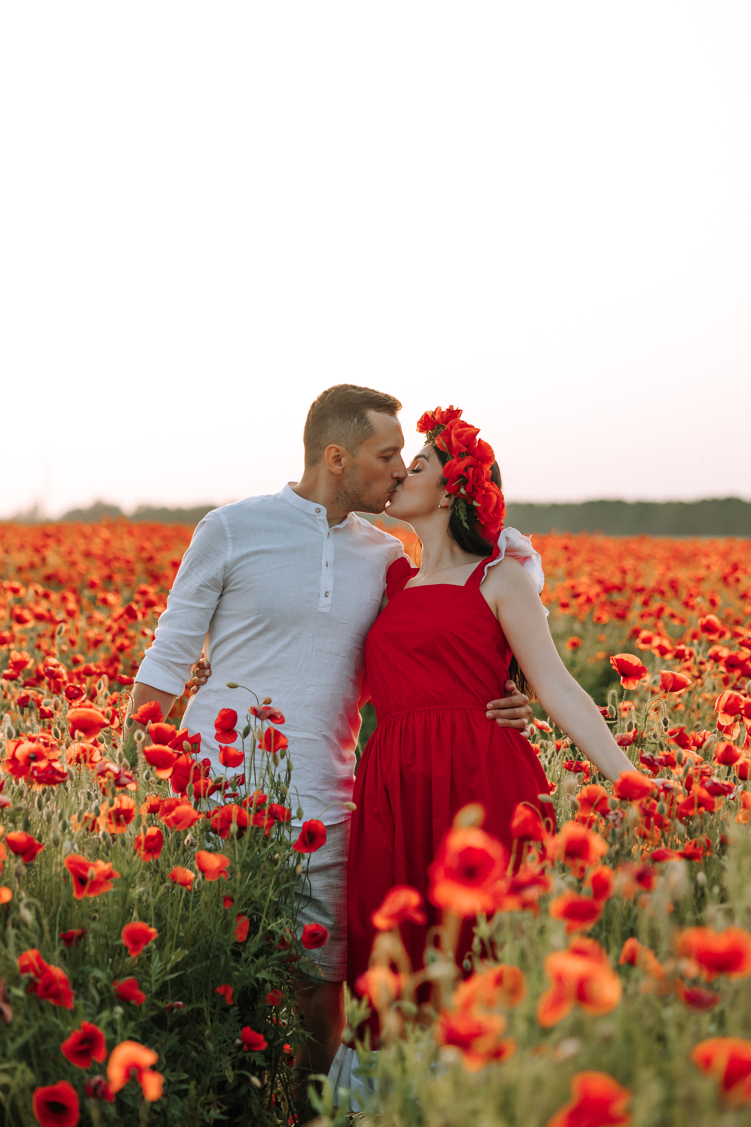 Love in poppies ❤️. Свадебный фотограф Минск РБ