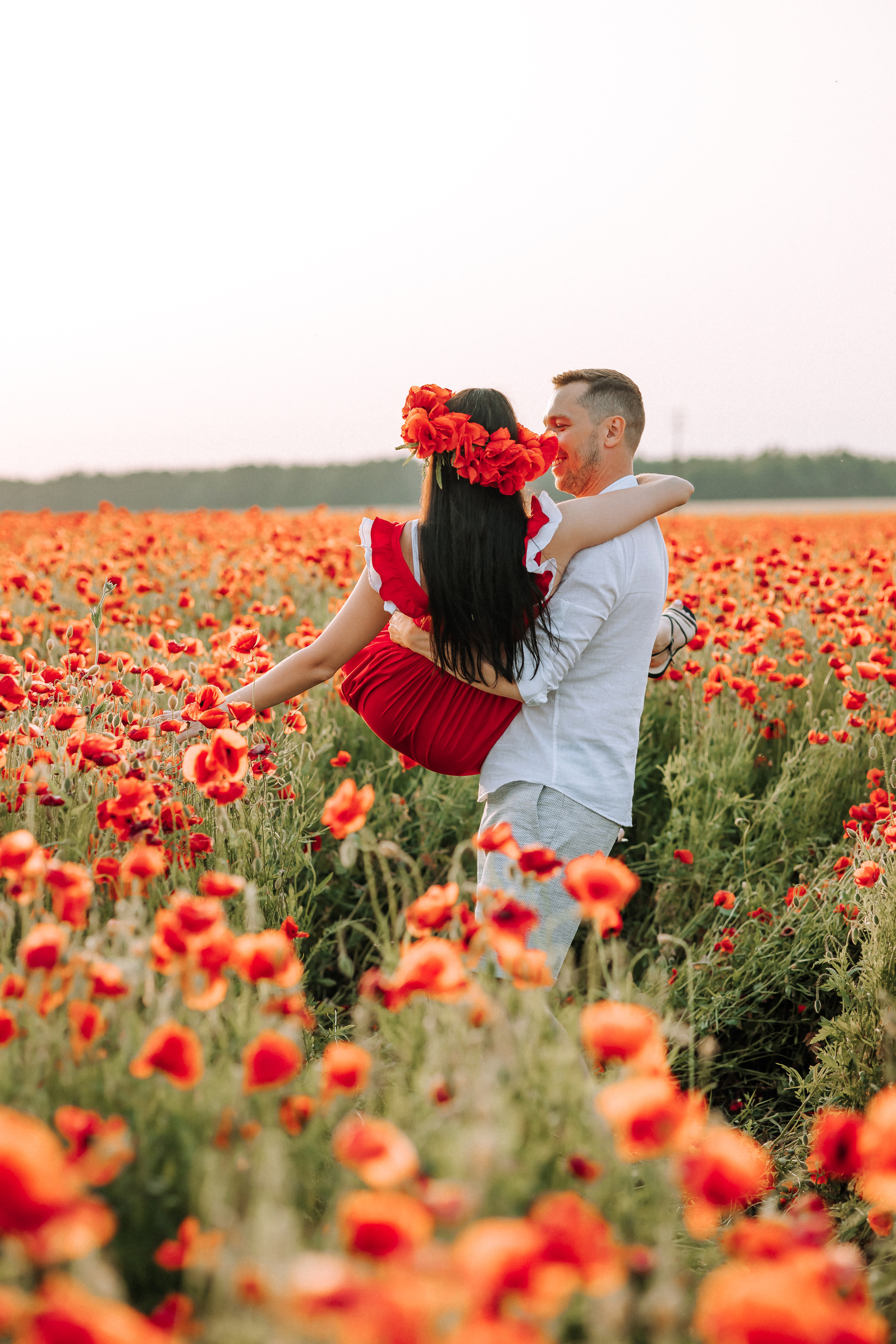Love in poppies ❤️. Свадебный фотограф Минск РБ