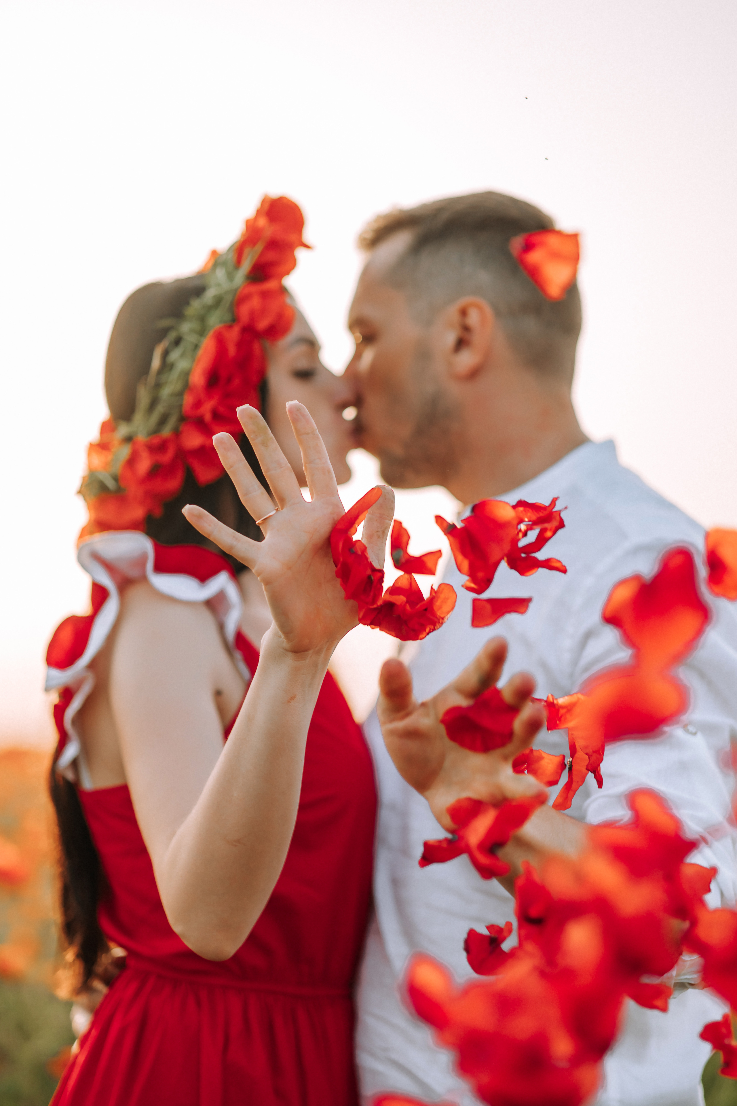 Love in poppies ❤️. Свадебный фотограф Минск РБ