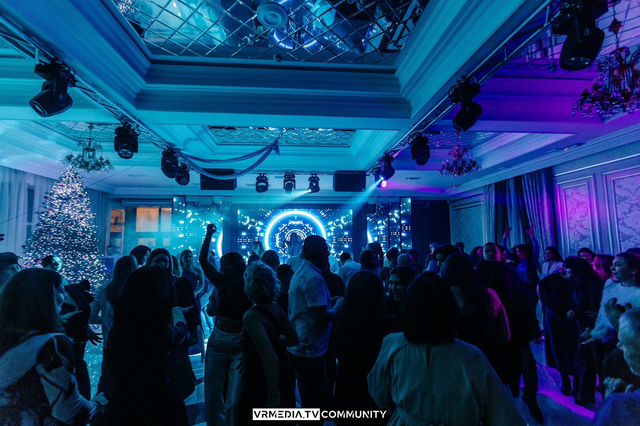 Мюзикл «12 Месяцев» в ресторане «Лазурный берег»