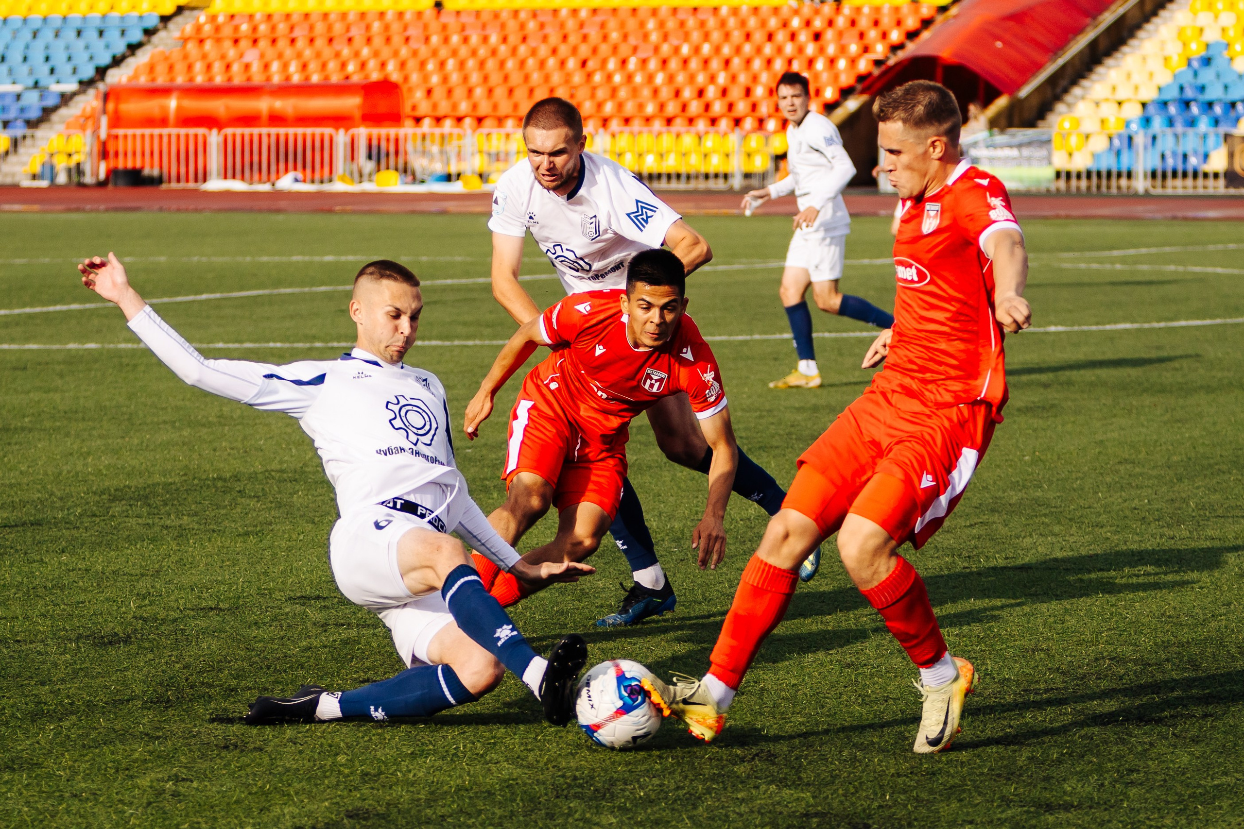 ФК «Металлург-Магнитогорск» — ФК «Металлург» Аша // 21.06.25. Денис Прохоров Фотограф в г. Магнитогорск