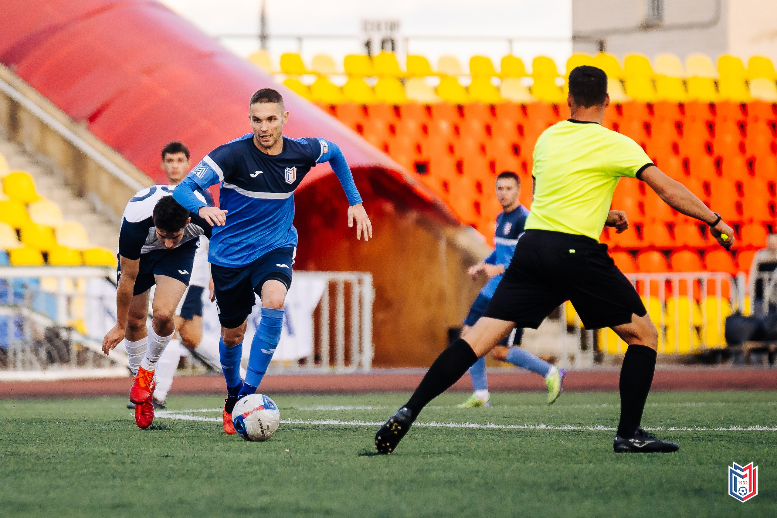 ФК «Металлург-Магнитогорск» — «СибГУФК Иртыш-2» // 21.09.24. Денис Прохоров Фотограф в г. Магнитогорск