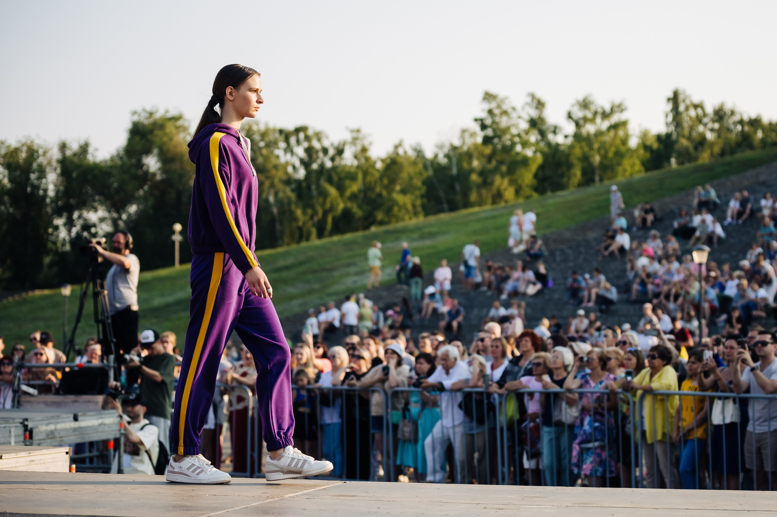 Международный фестиваль моды и музыки «Половодье» // 05.07.2024. Денис Прохоров Фотограф в г. Магнитогорск