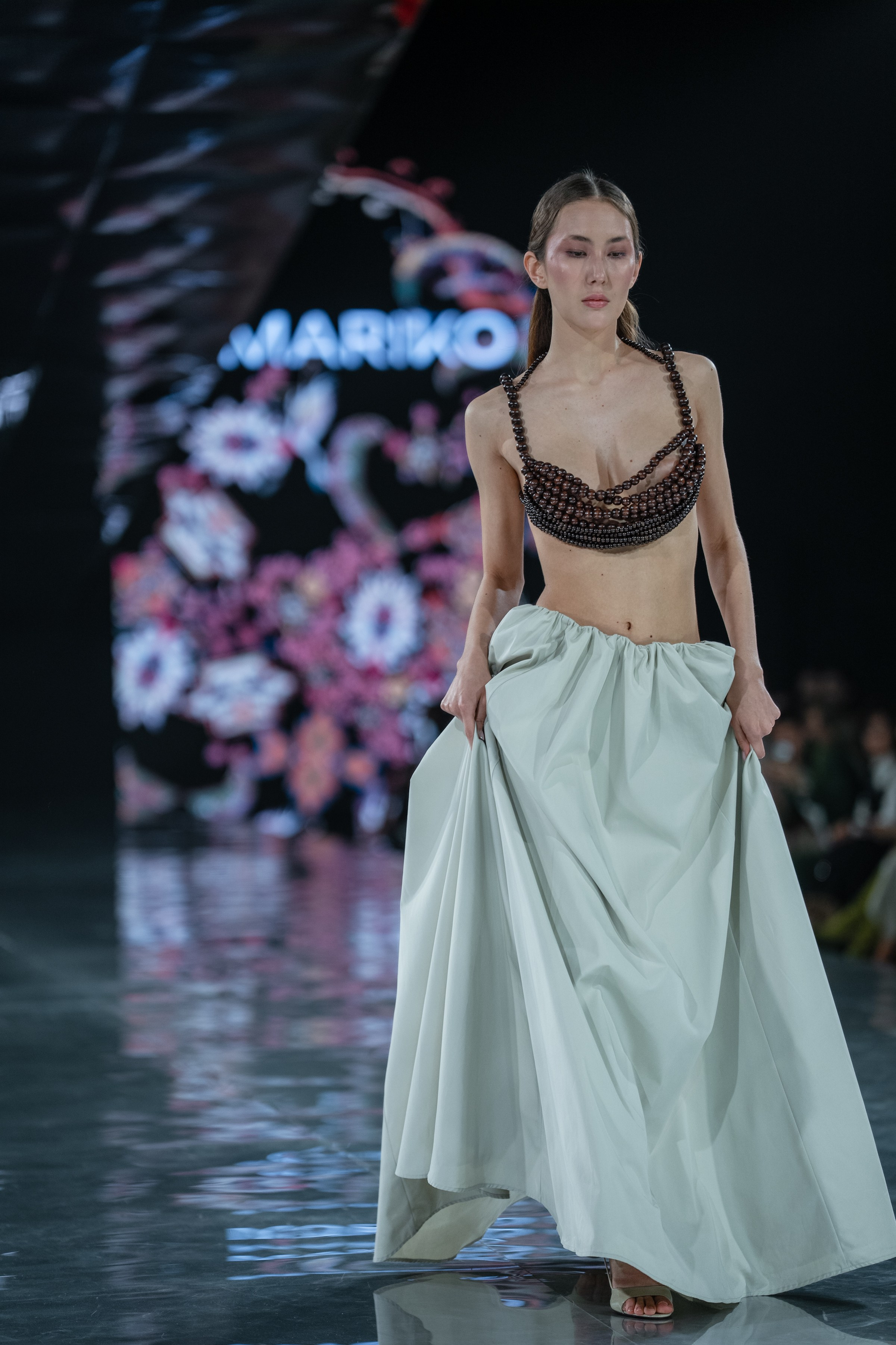 Visa Fashion Week Pre-Fall Mariko. Сайт Алматинского НЮ АРТ, будуар и фэшн фотографа Дениса Карпенко