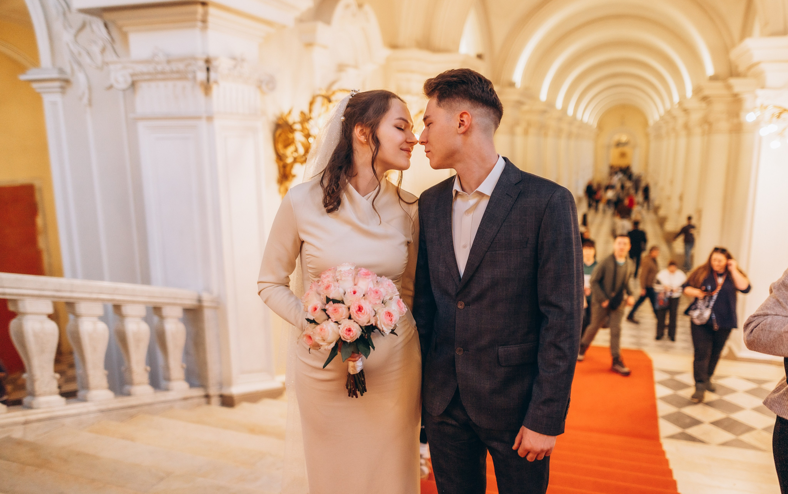 Свадебная (Эрмитаж). Фотограф ПИТЕР СПБ Надежда Баранова
