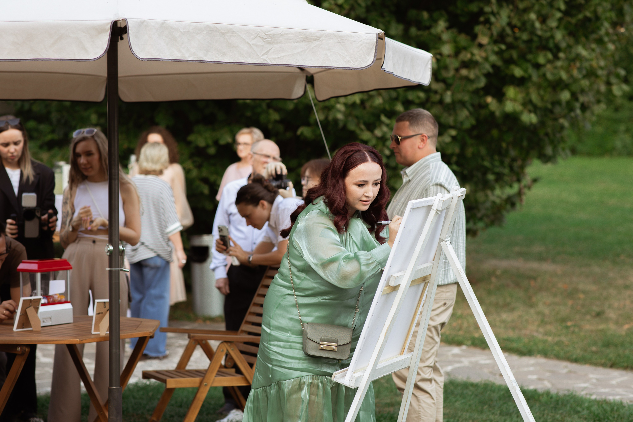 Minimalistic & Green: свадьба за городом. Свадебный фотограф Елена Рубцова