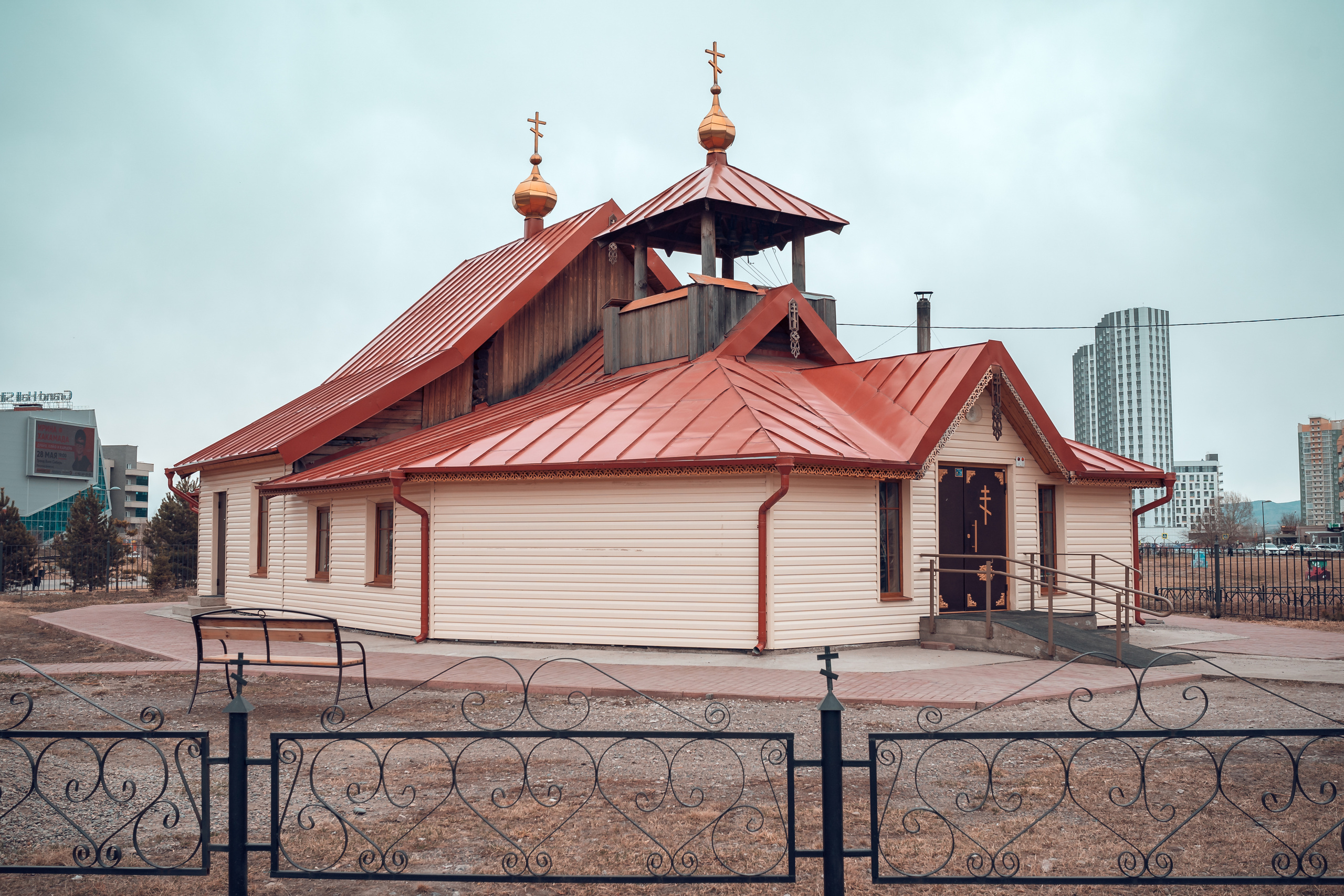 Храмы и церкви в Красноярске и Красноярском крае. Фотограф на Крещение и Венчание в Красноярске Рамазанова Юлия