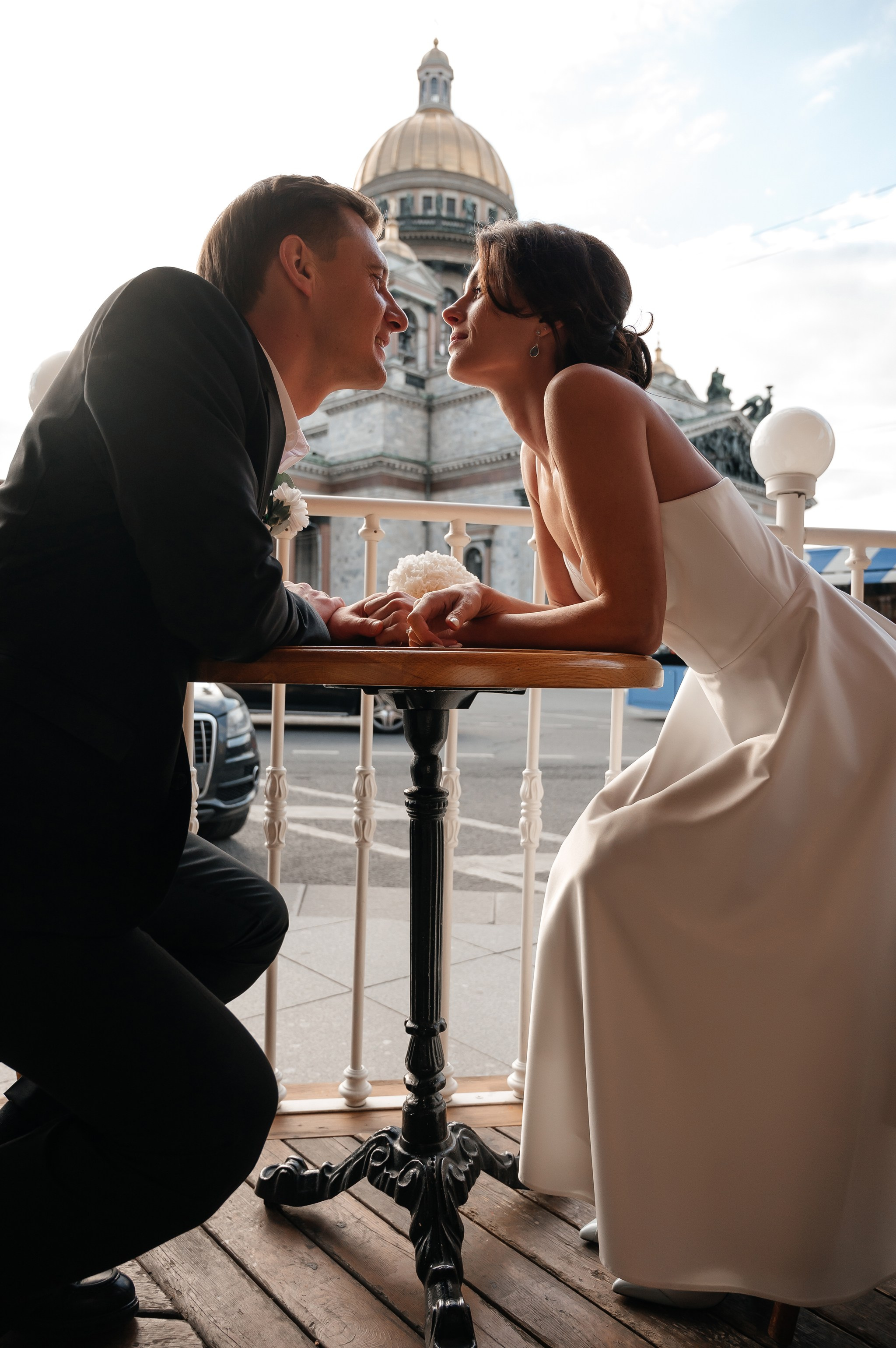 Свадебная фотопрогулка. Свадебный и семейный фотограф из Санкт-Петербурга Климов Анатолий