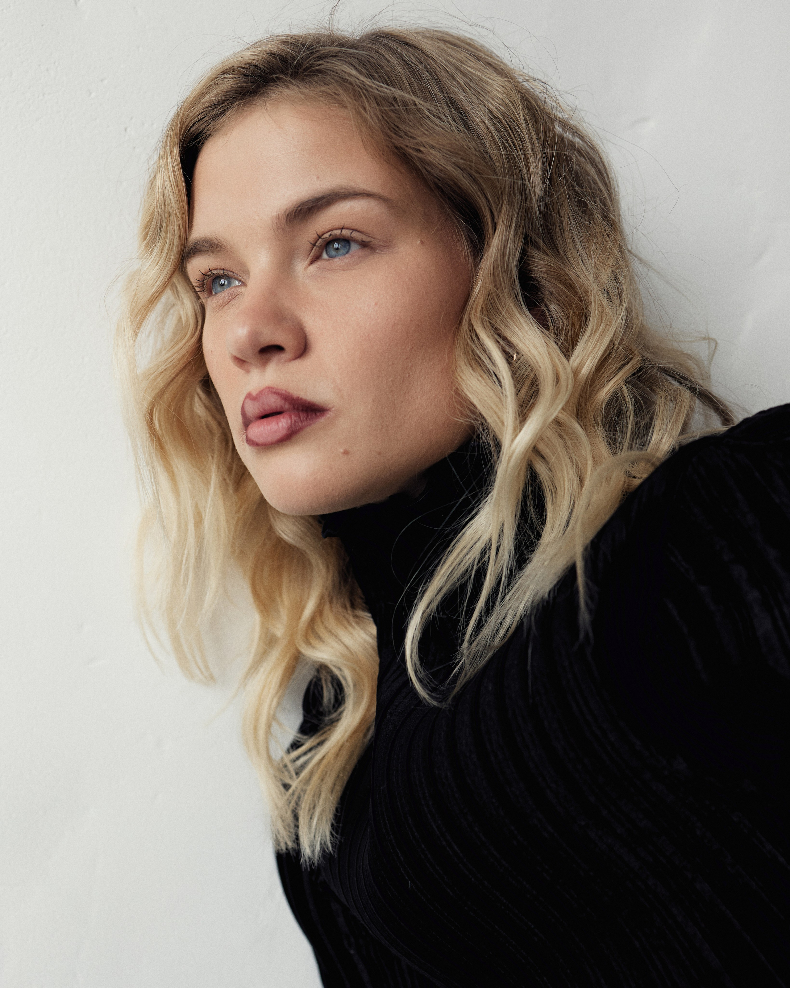 Vasilisa. Влада Зюзина — adalwzet posmotri — коммерческий фотограф в Москве — портретный фотограф, фотограф для брендов