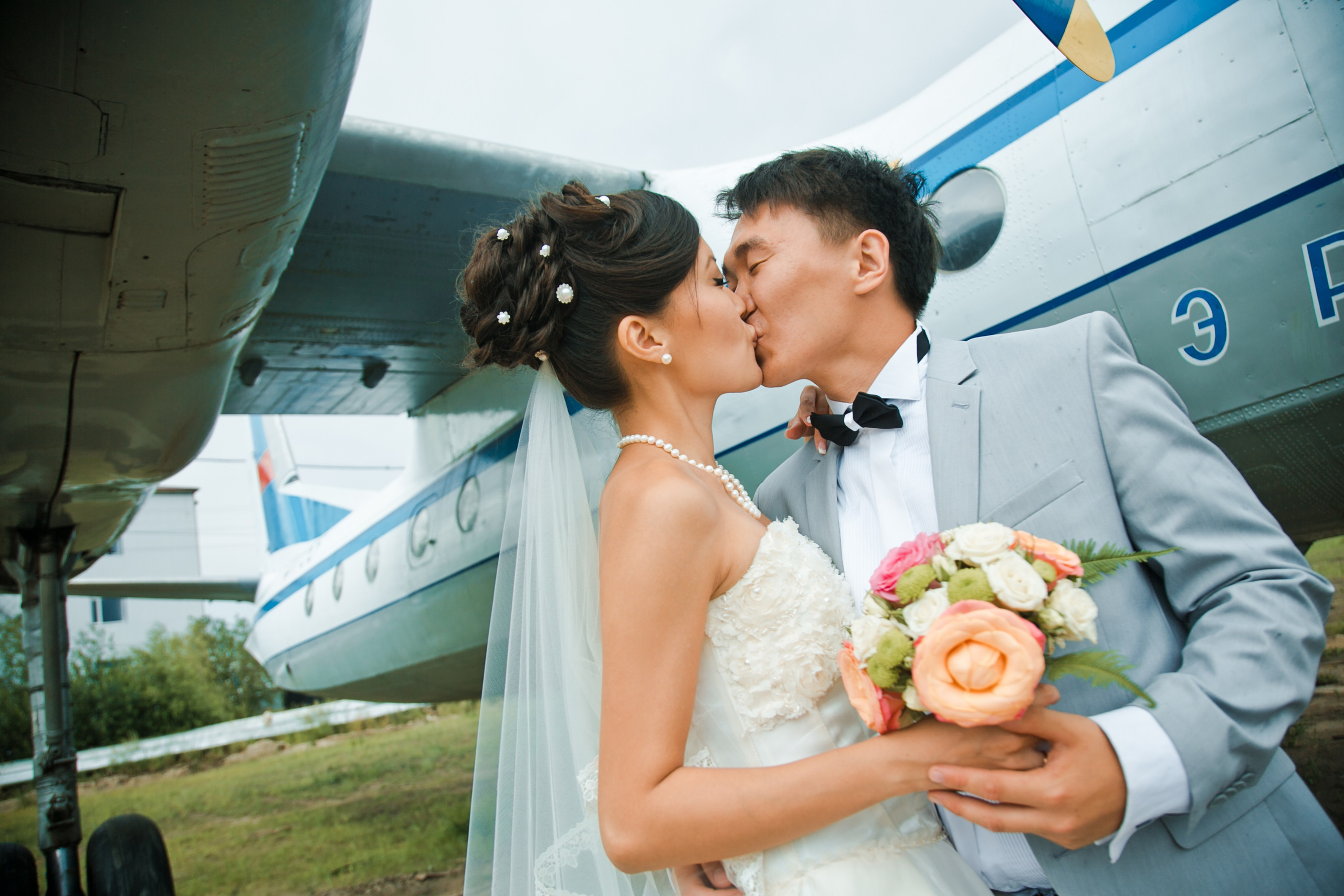 Летнее свадебное фото. Фотограф Надежда Куин, Якутск