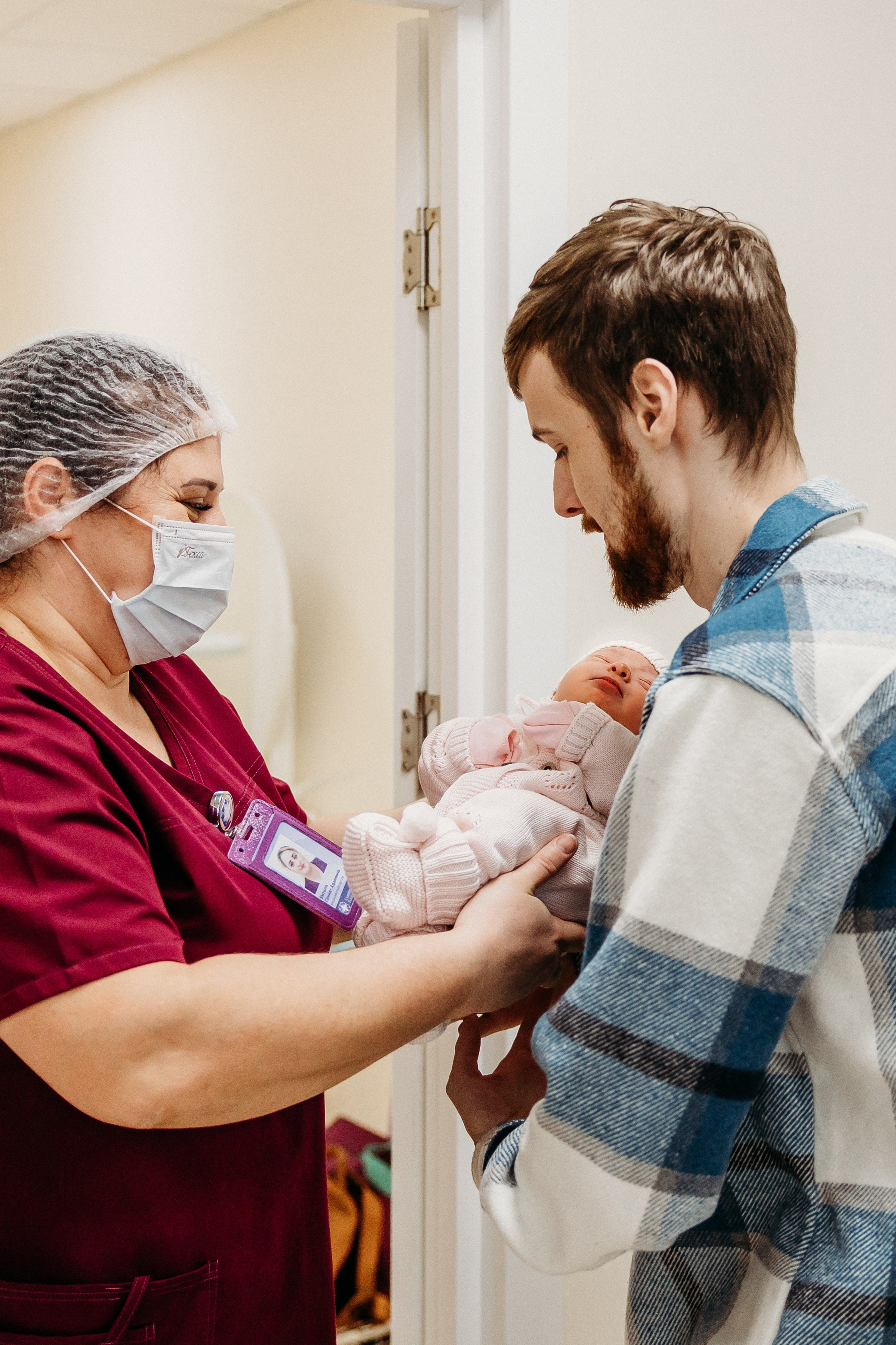 Василиса. Семейный и детский фотограф в Краснодаре. Фотограф новорожденных. Фотограф ньюборн. Фотограф родов Краснодар. Катя Угнивенко