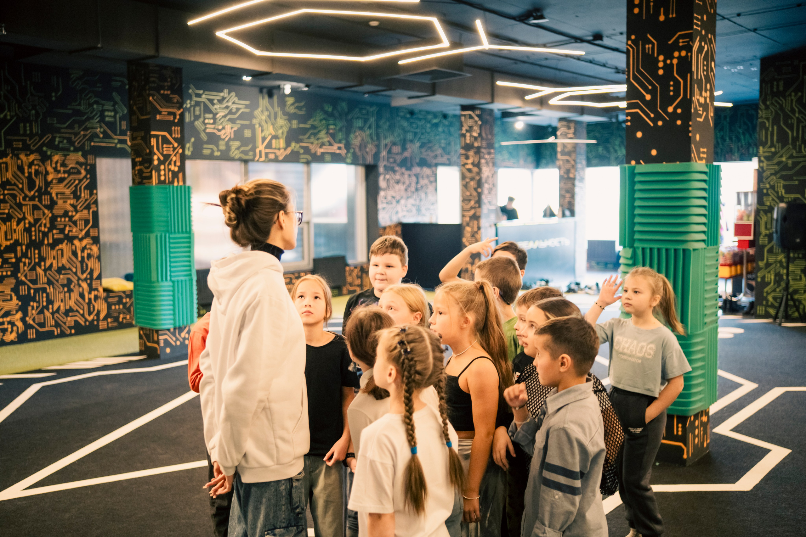 VR (September-October 2024). Felixtones