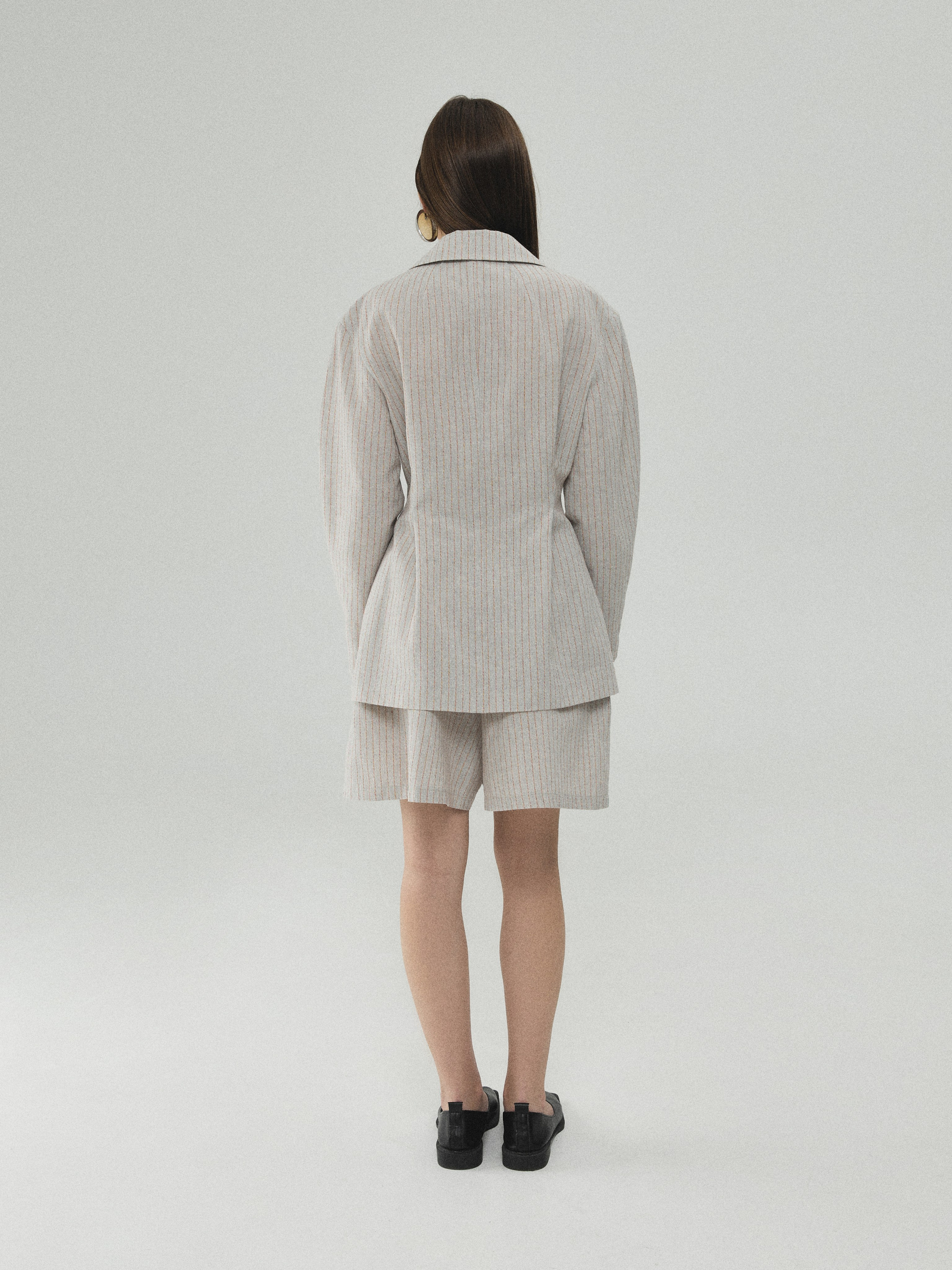 57 Atelier. Фотограф в Москве и Сургуте Алла Лесовая. Снимаю каталог для брендов и индивидуальные портреты для людей