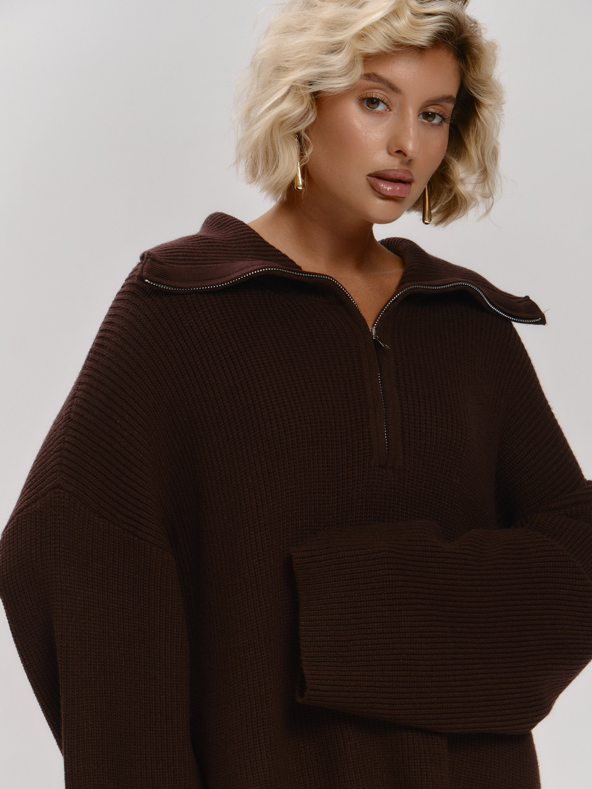 АЛИСА. Продающий контент для маркетплейсов и e-commerce «под ключ»