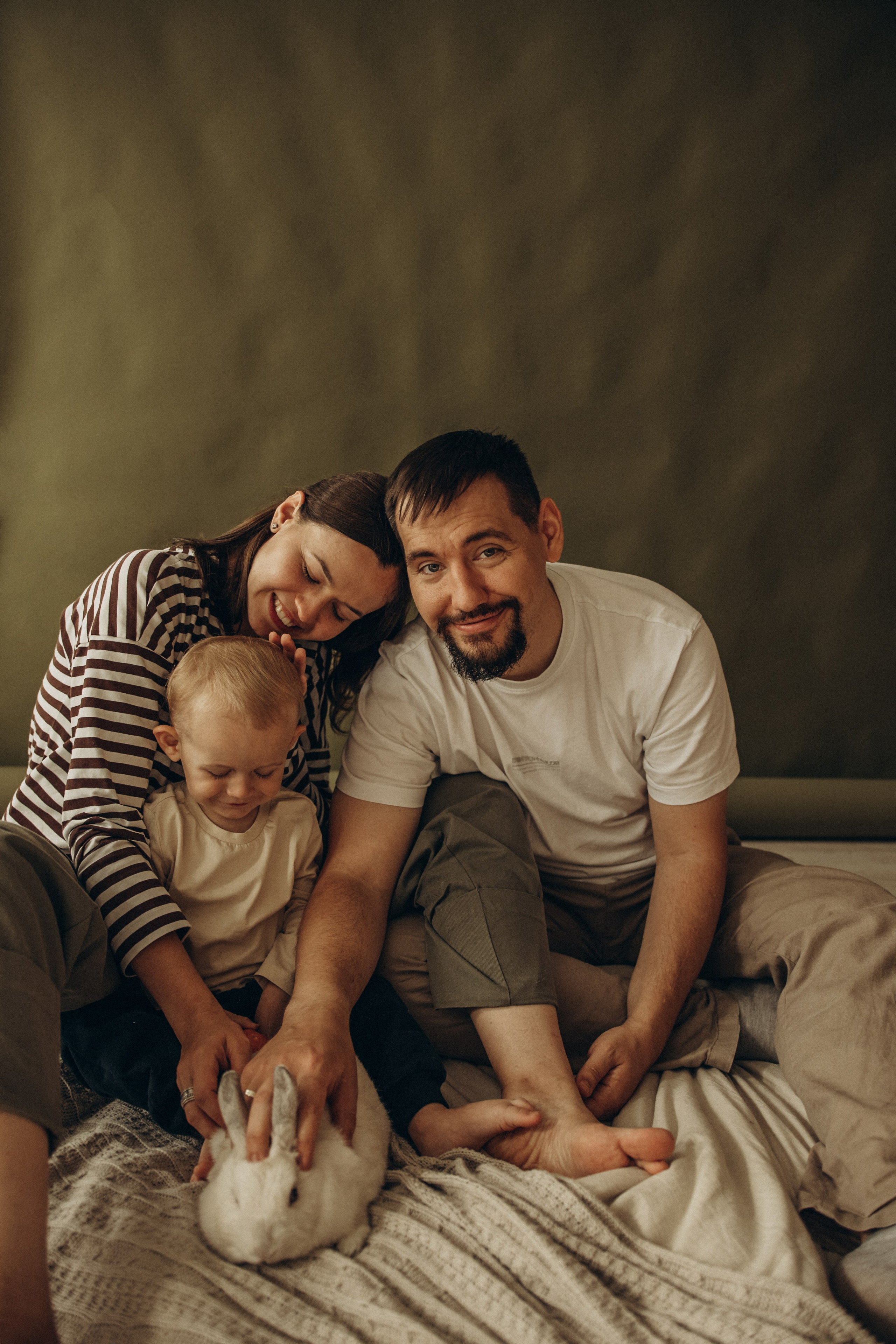 Ярослав и яблоки. Гаврилова Настя семейный фотограф lifestyle в Москве