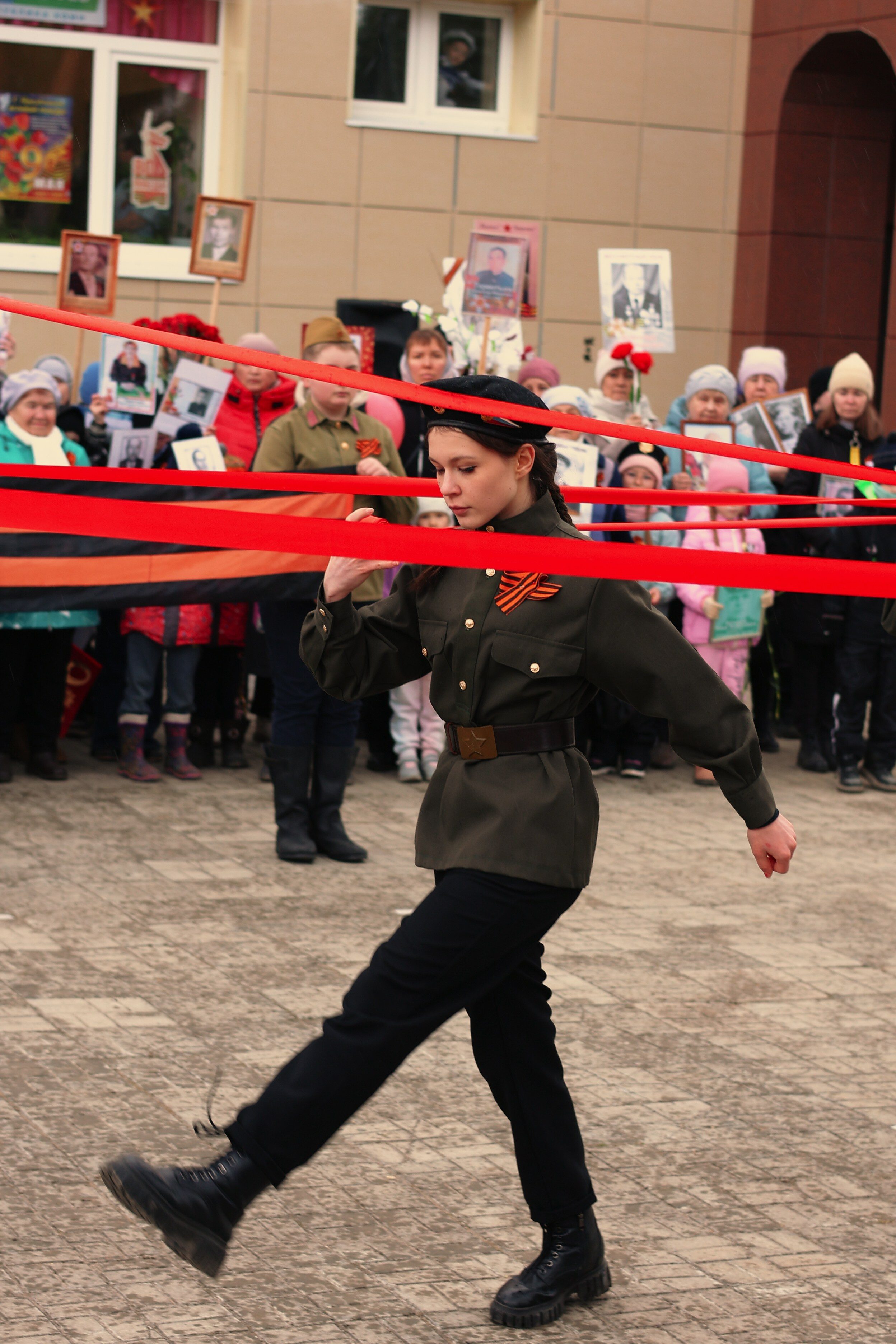 9 мая — «Родной дом». Фотограф в городе Киров Денис Вербин