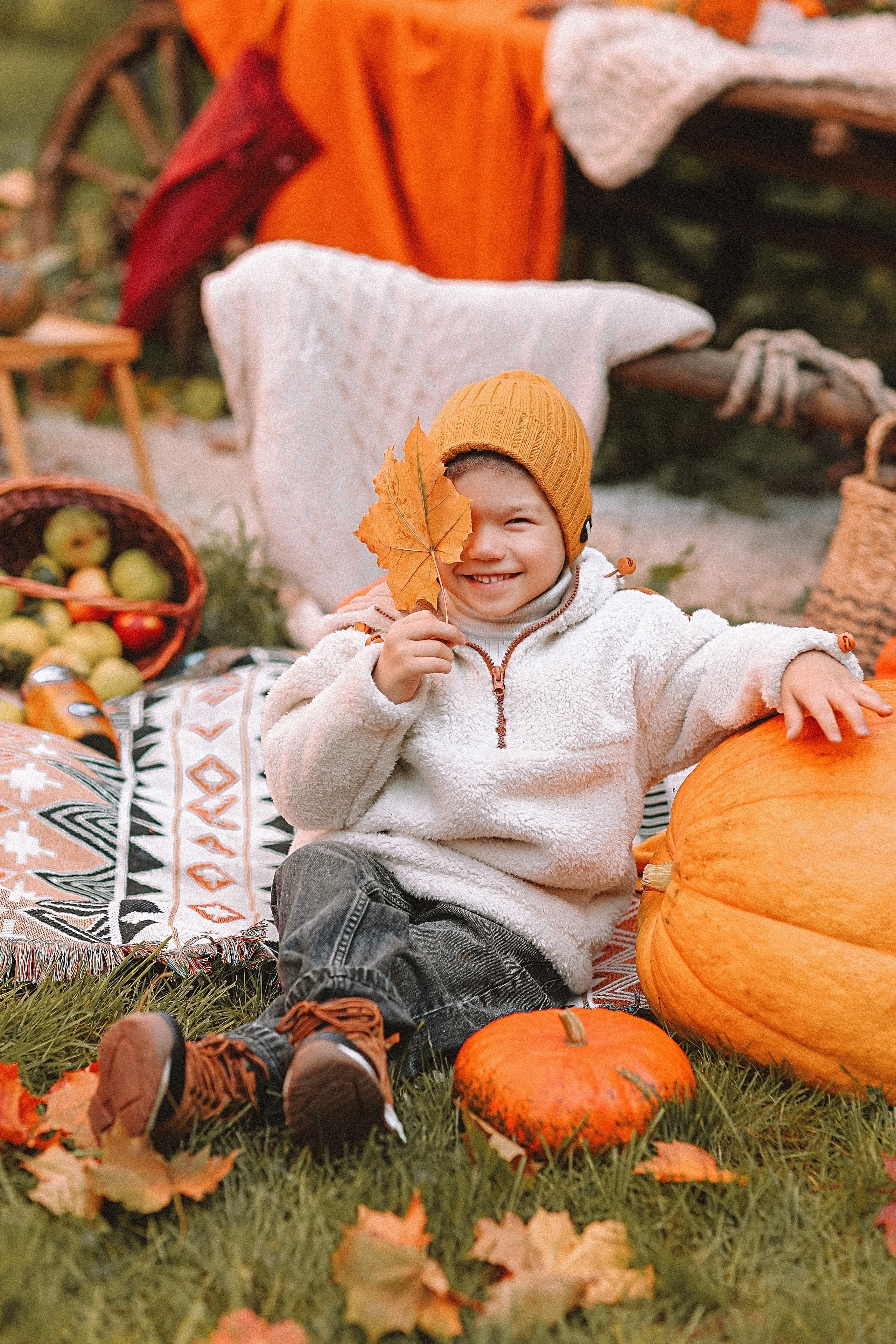 Тыквы. Семейный фотограф Тюмень, фотограф на роды Салмина Мария