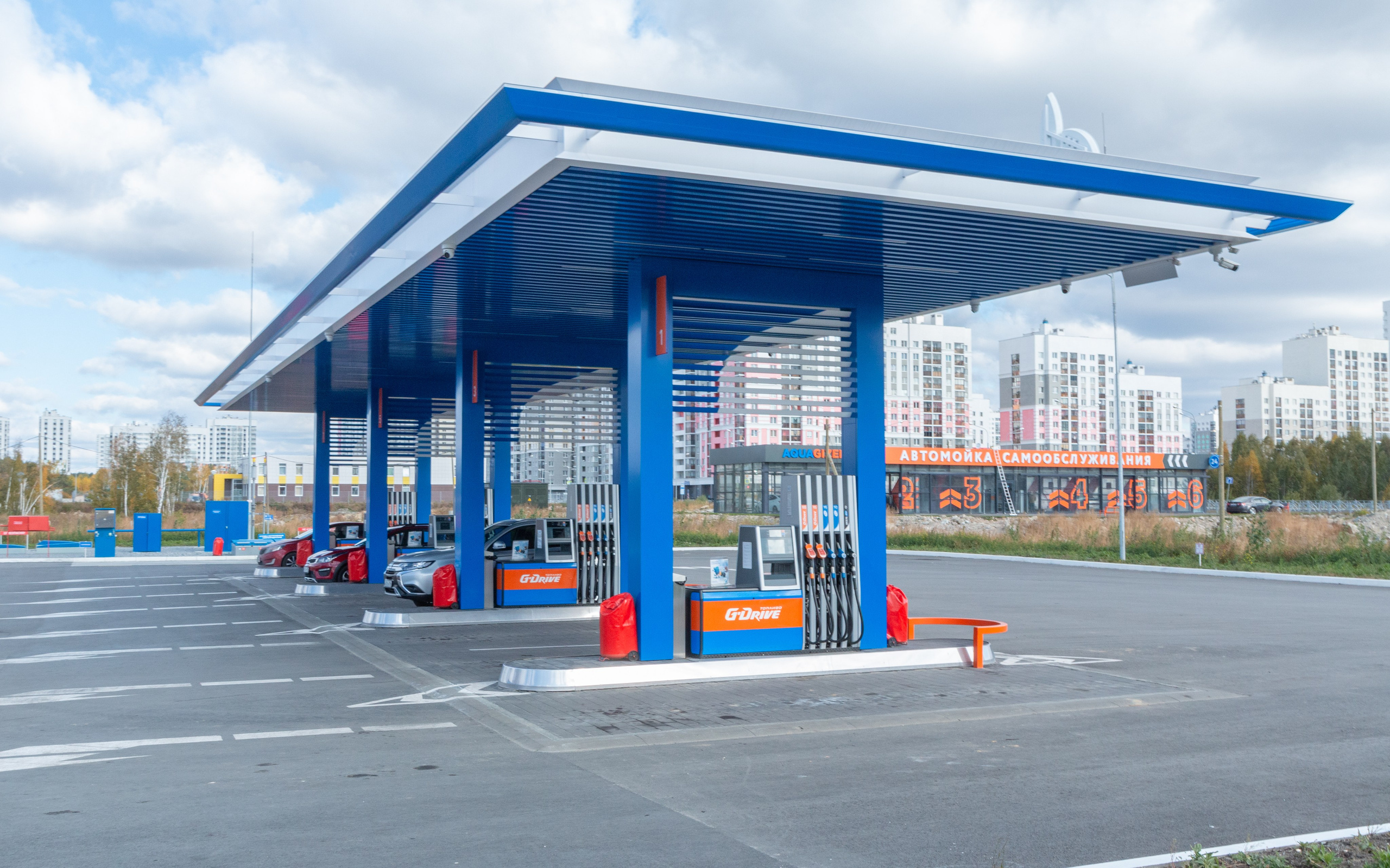 Газпром. Открытие заправки. Предметный и репортажный фотограф Алексей Кротов