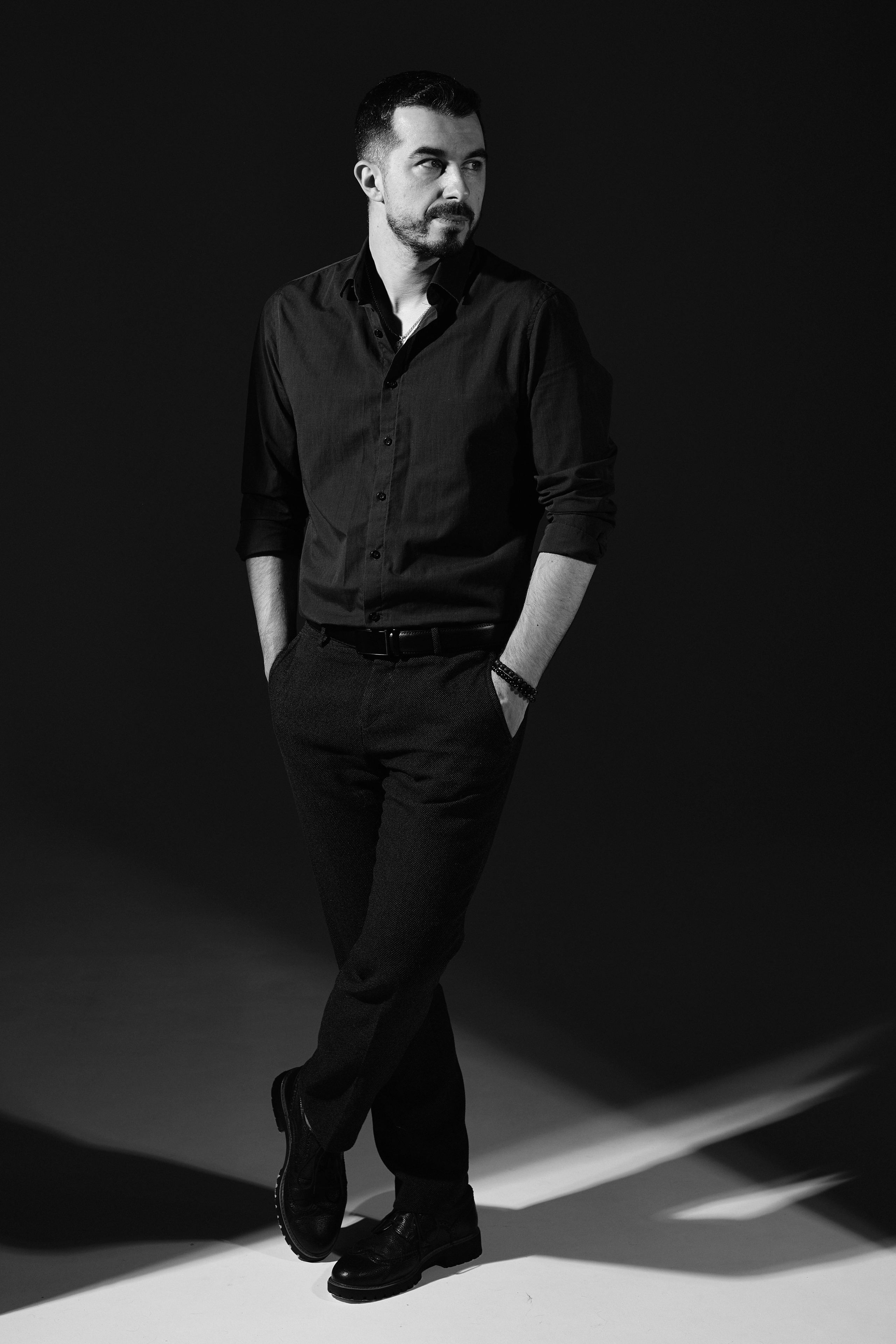 Мужская фотосессия в студии Brikman Москва. Анна Потявина. Фотограф Москва