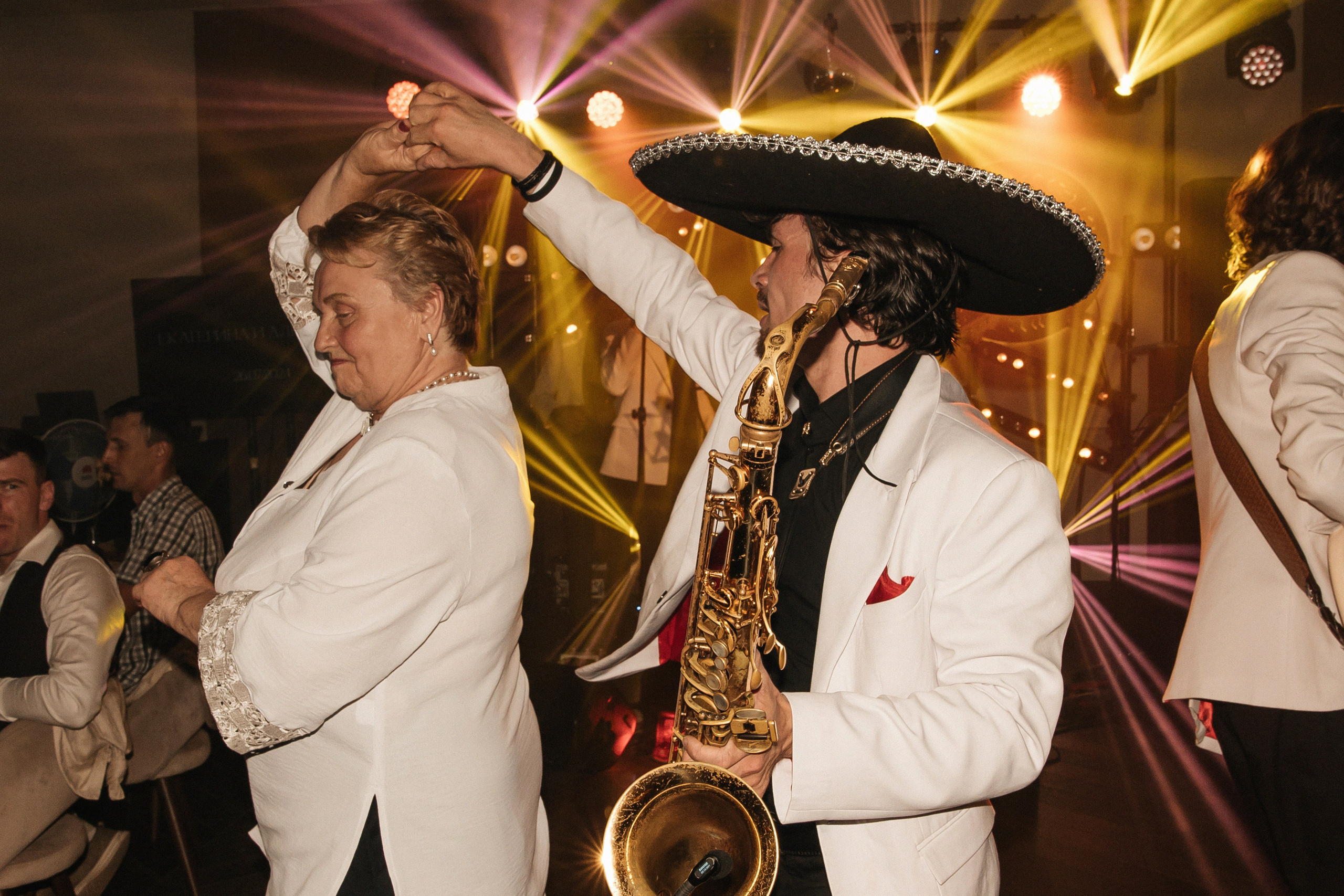 ANONS. Мария — Свадебный фотограф