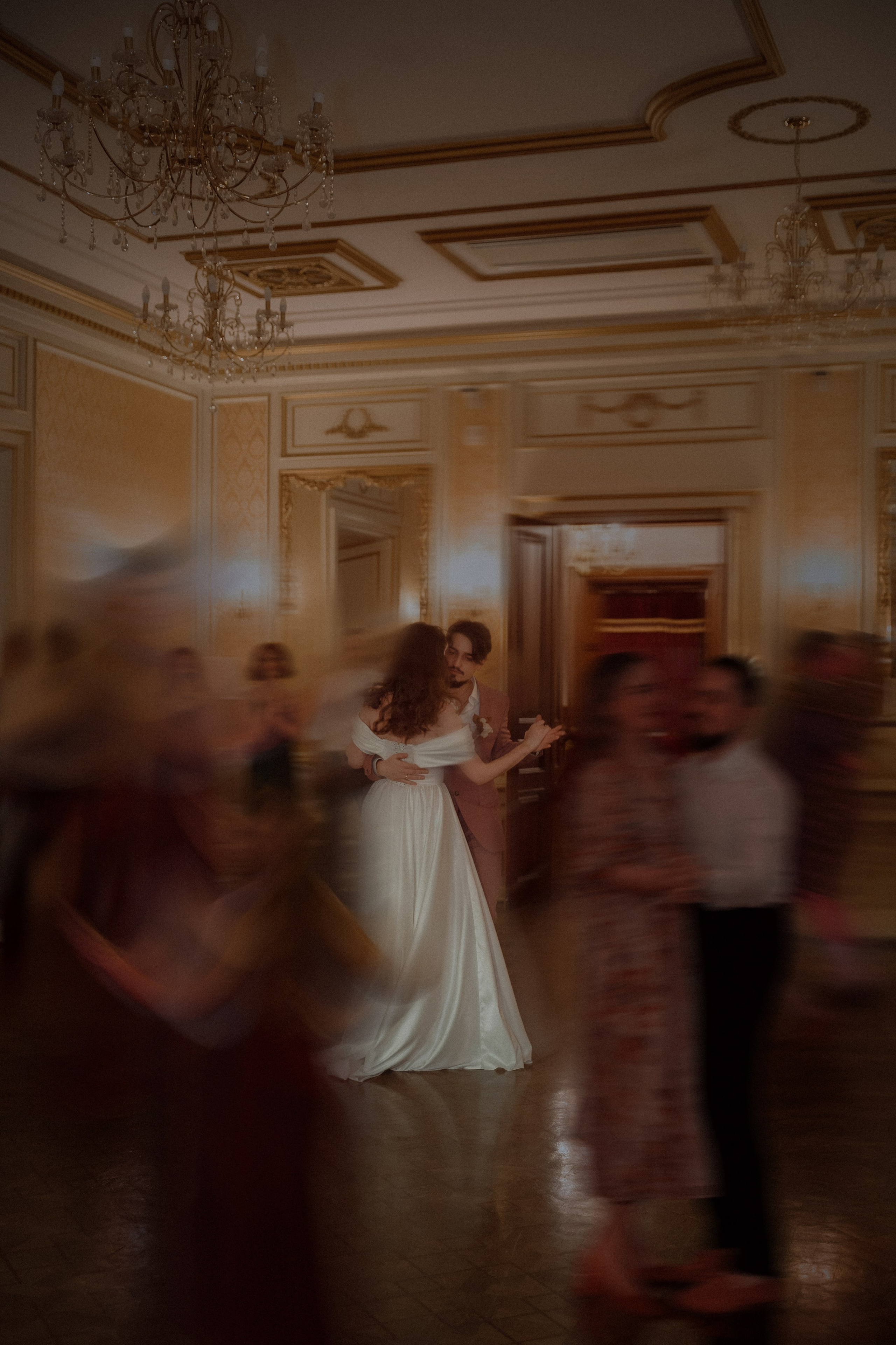 Welcome back to your own dinner party. Фотограф Лия Козловская Минск