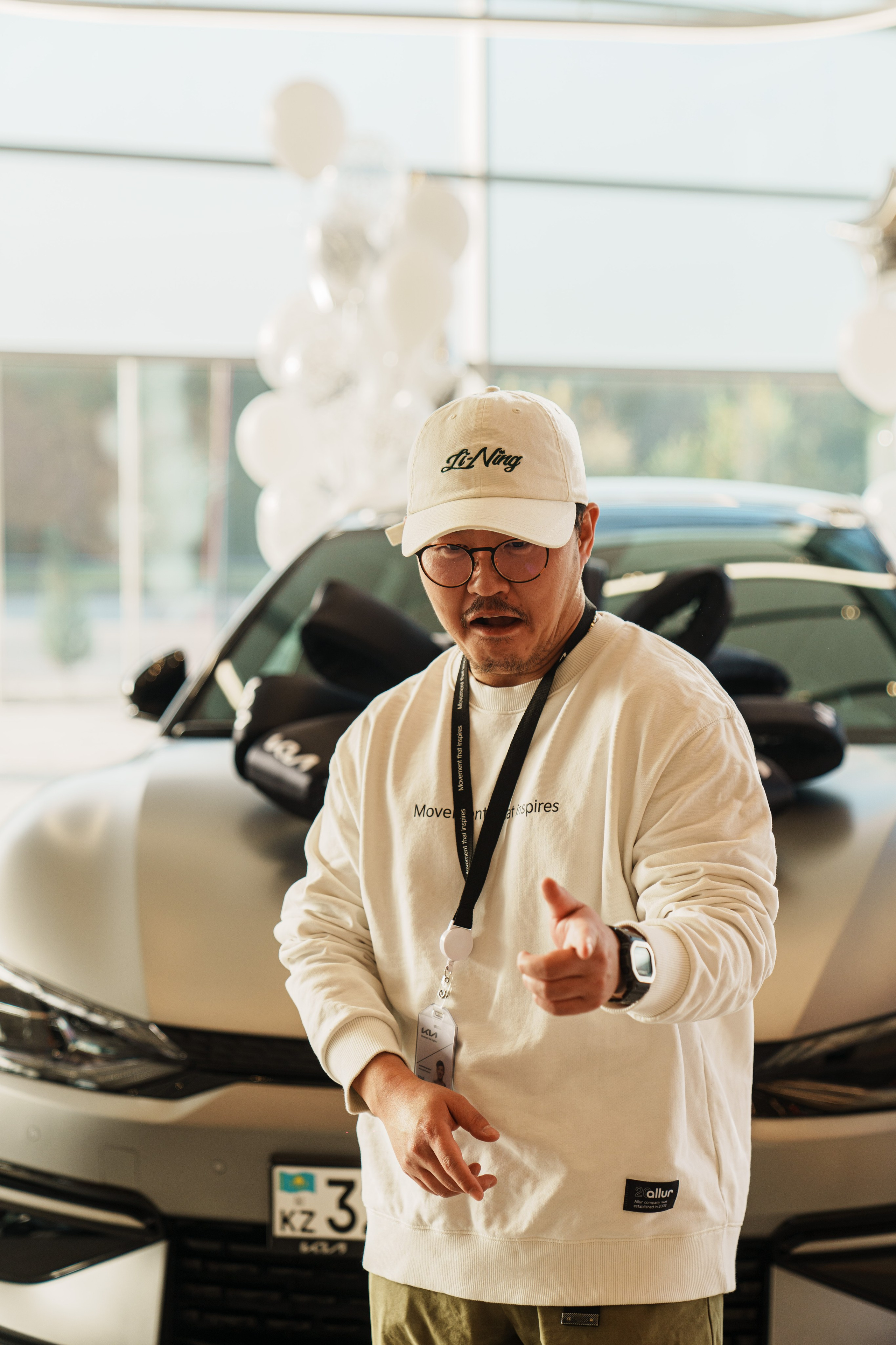 Kia EV6 Вручение Евгений Чебаткову. Фотограф TAULAN_1