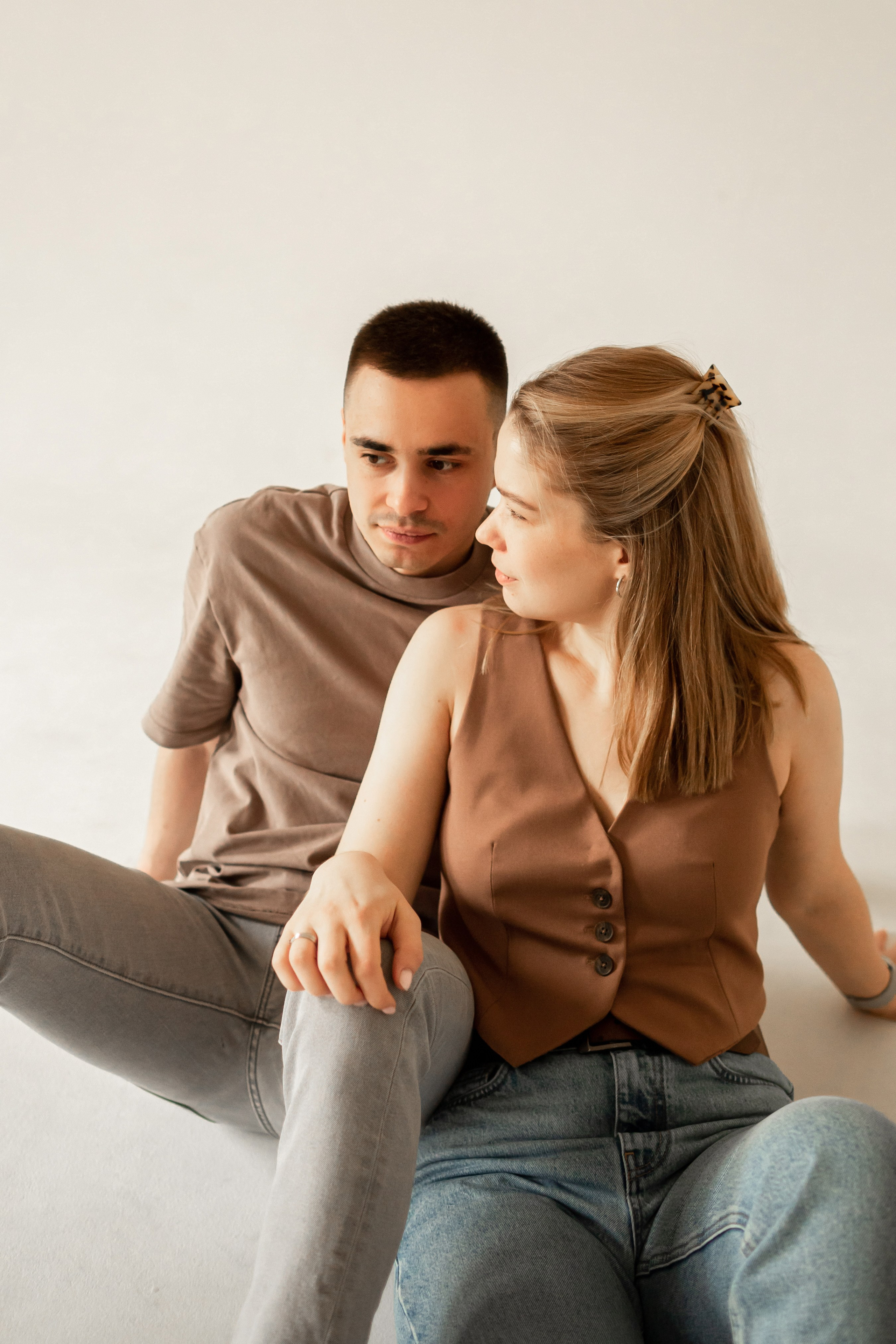 Семья Фурсал. Отрыв в студии. Свадебный фотограф Кирилл Белый