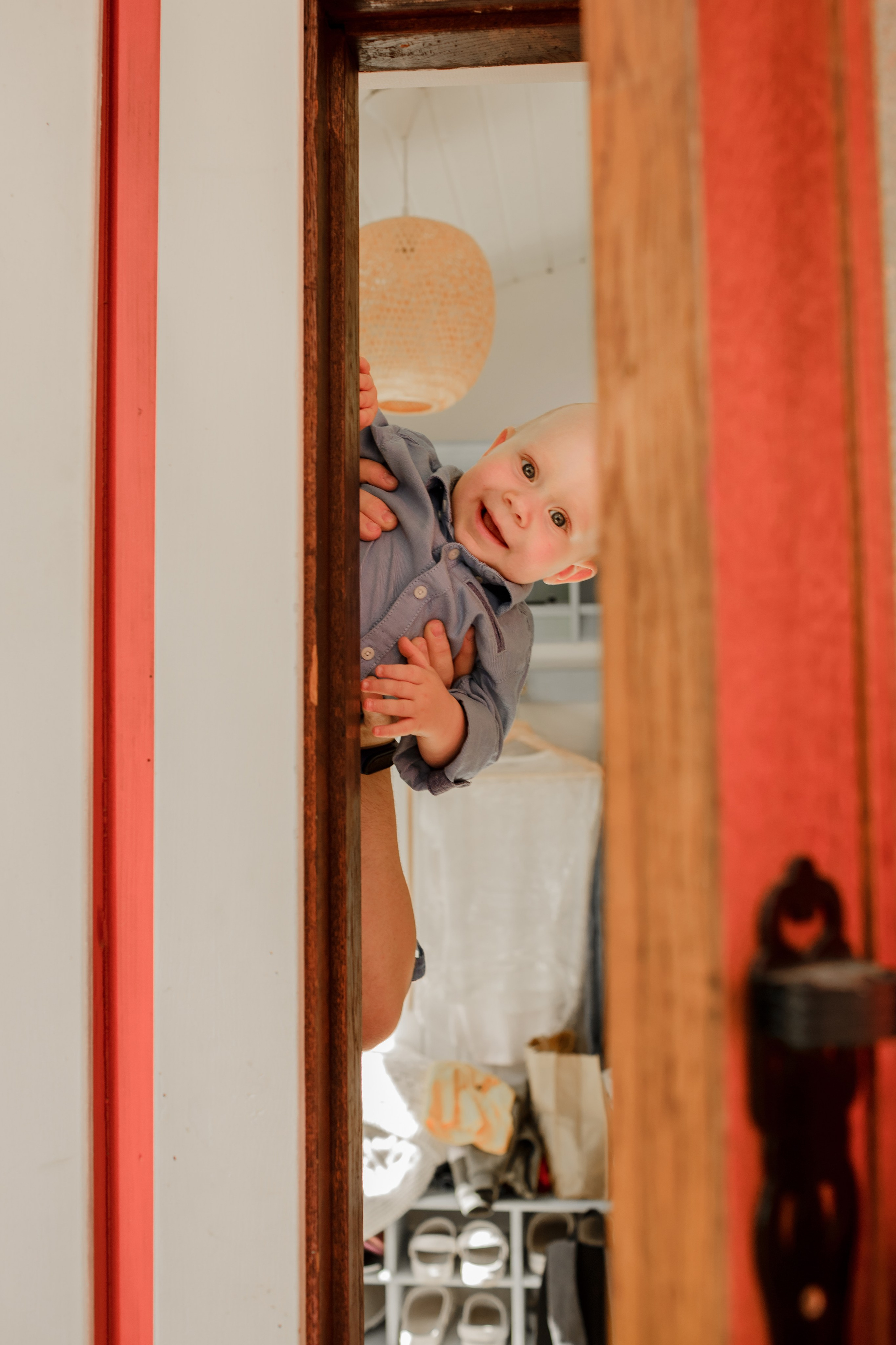 Семейная фотосессия в загородном доме. Свадебный фотограф Кирилл Белый