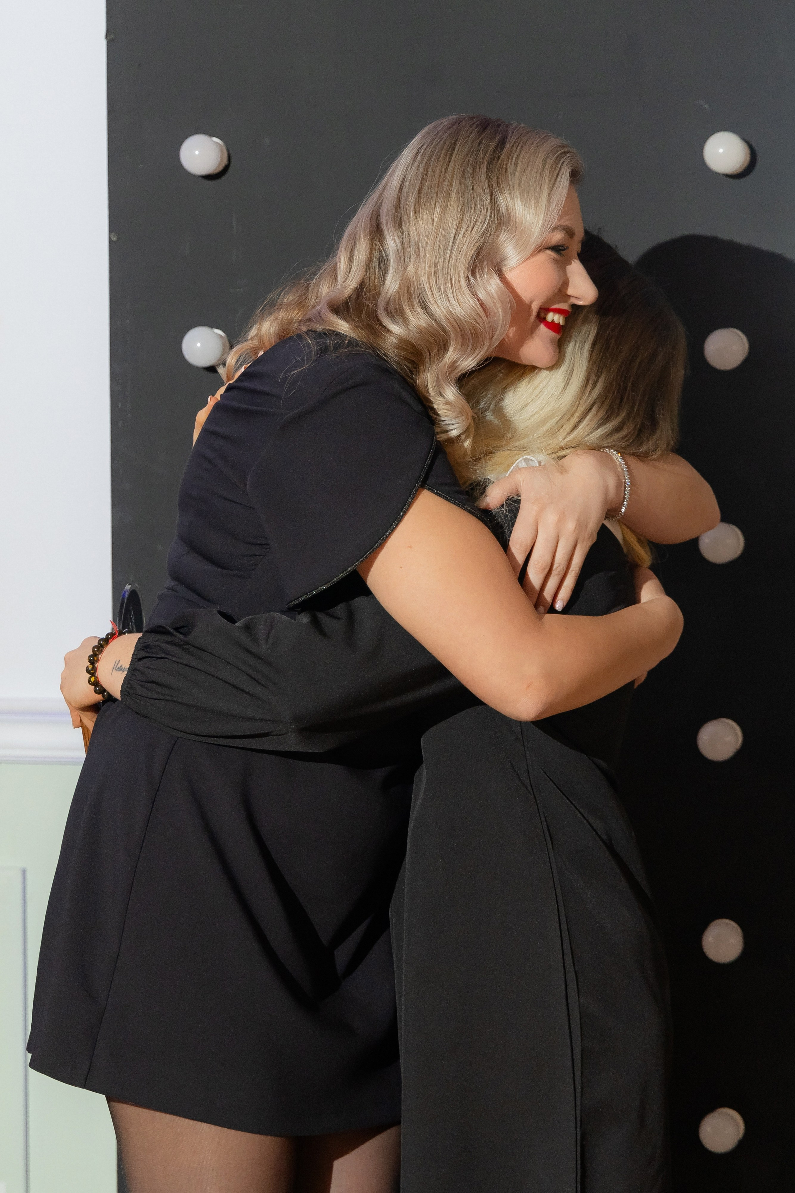 Корпоративная фотосъемка для кафе GARAGE | Новый год 2025 | Минск. Свадебный фотограф в Минске/Беларуси Сергей Спиридонов