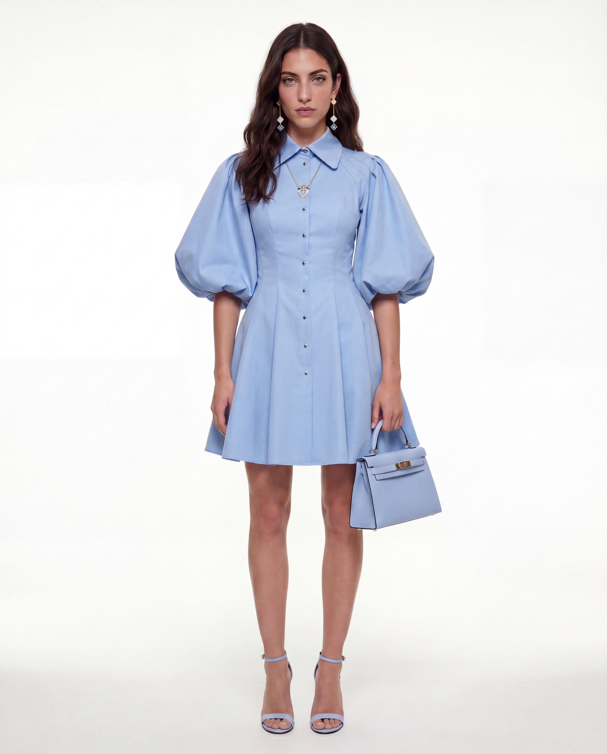 ИИ-фотосессия для маркетплейсов: фотореалистичная модель в голубом платье, демонстрирующая товар, в 3 раза быстрее и на 70% выгоднее