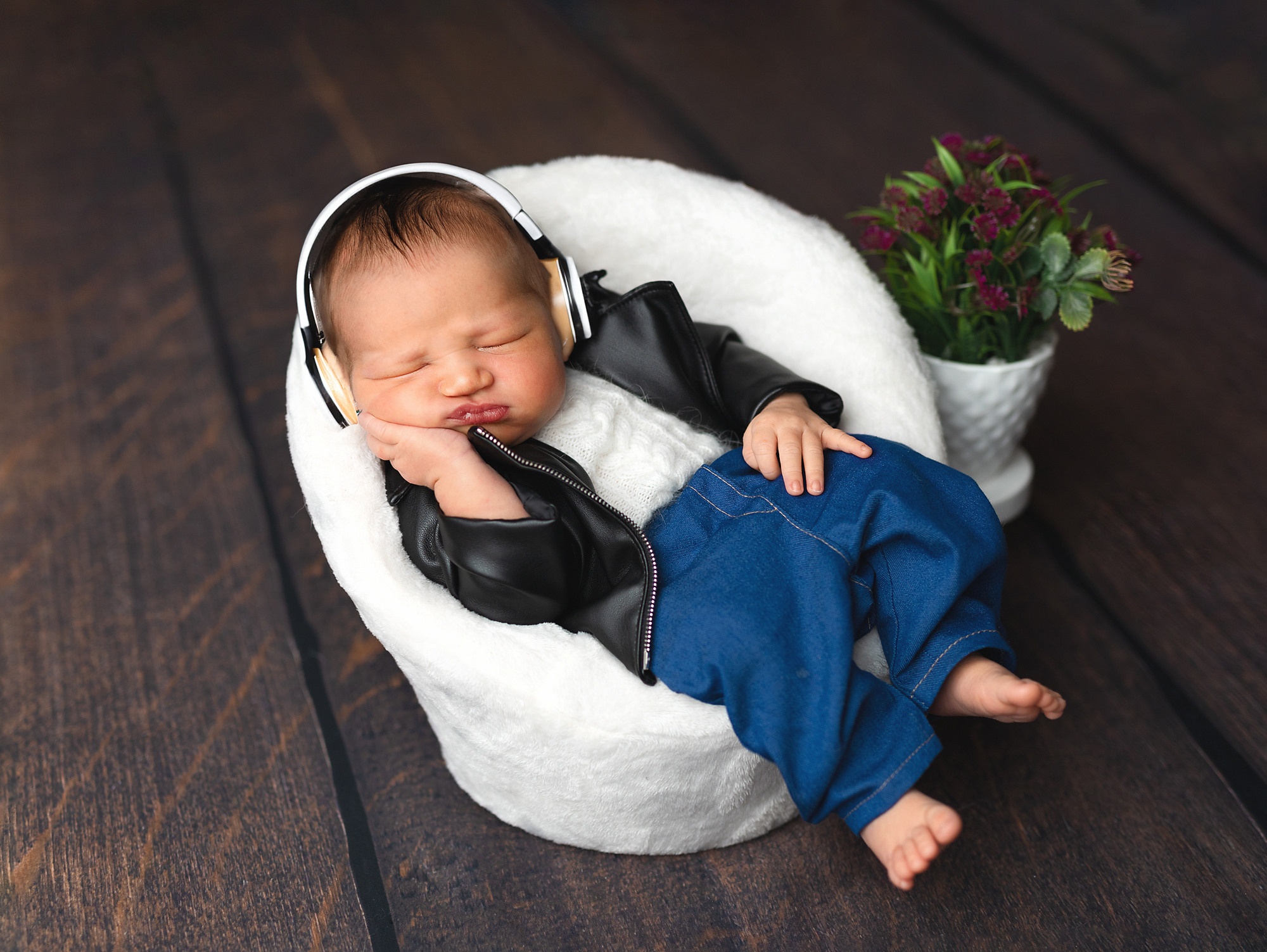 Newborn. Фотограф новорождённых в Казани Нейля Гильмутдинова ньюборн