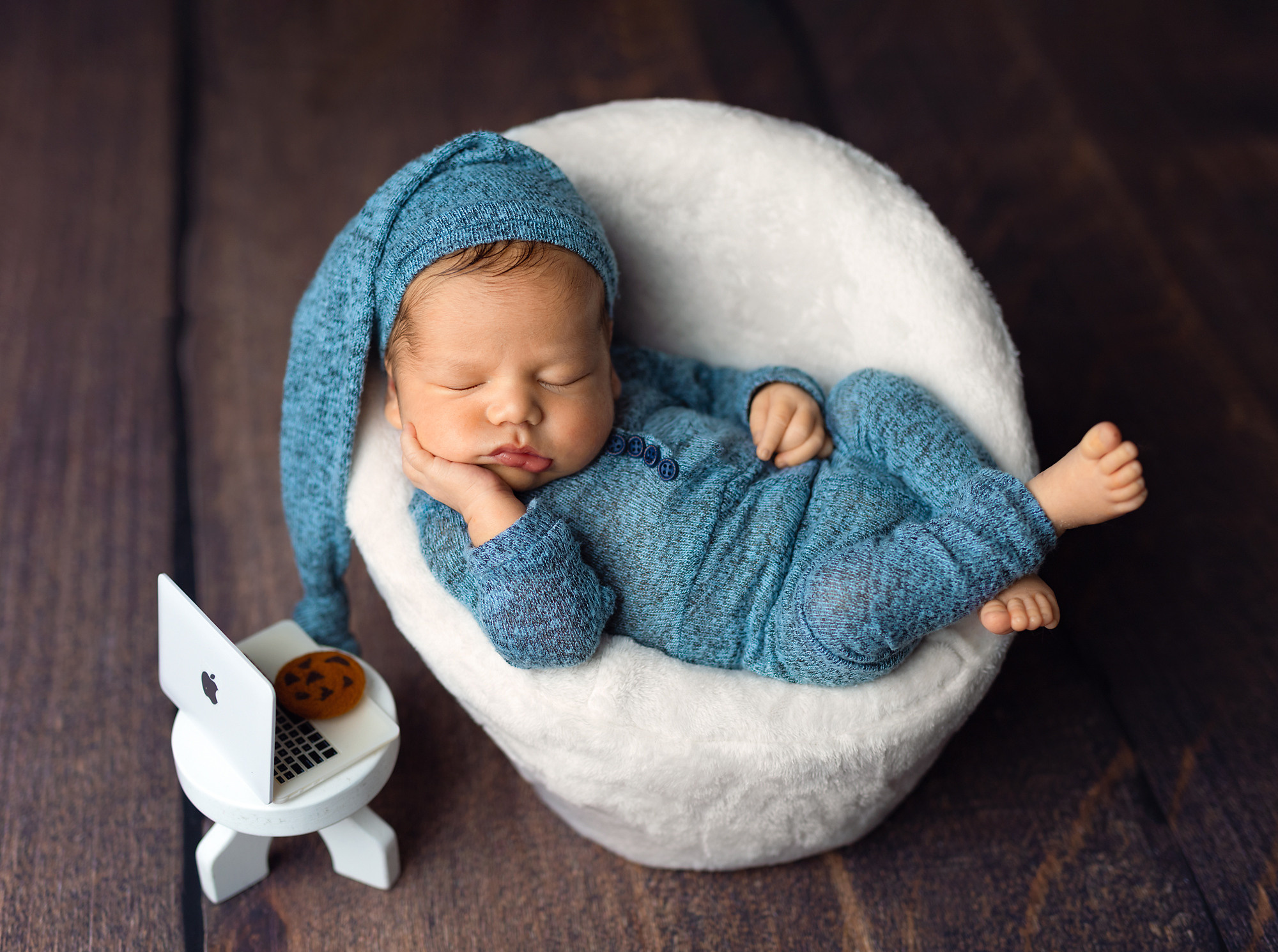 Newborn. Фотограф новорождённых в Казани Нейля Гильмутдинова ньюборн